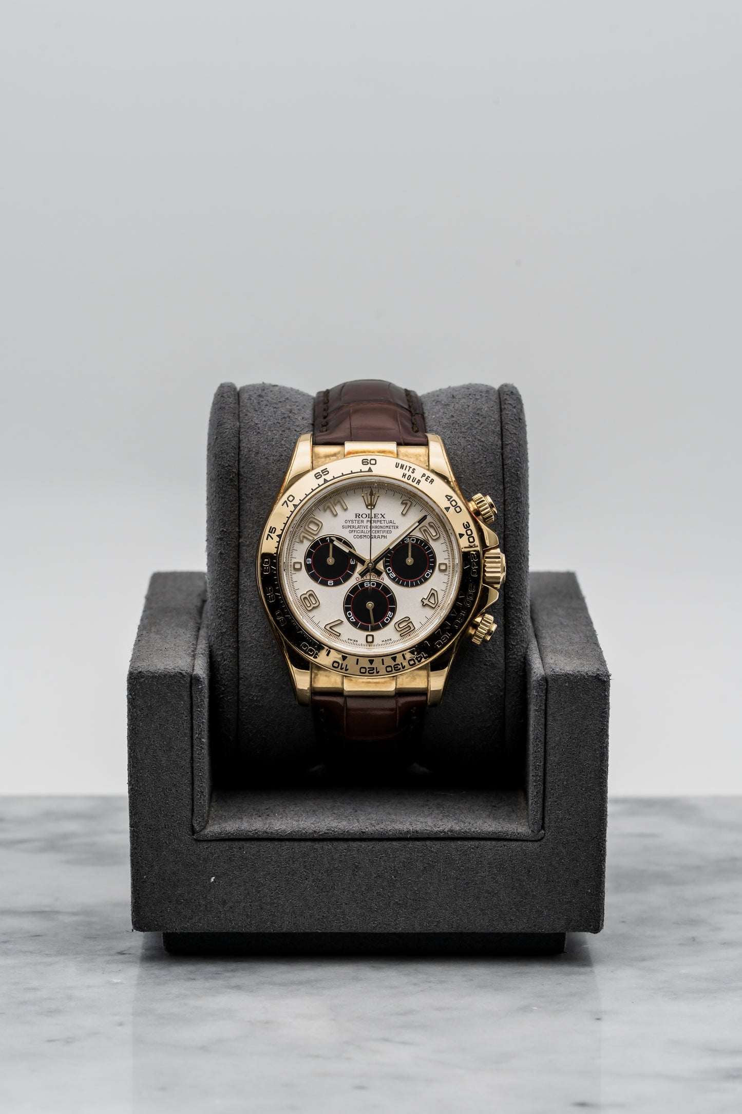 Rolex Cosmograph Daytona 116518 – Yellow Gold, White Dial