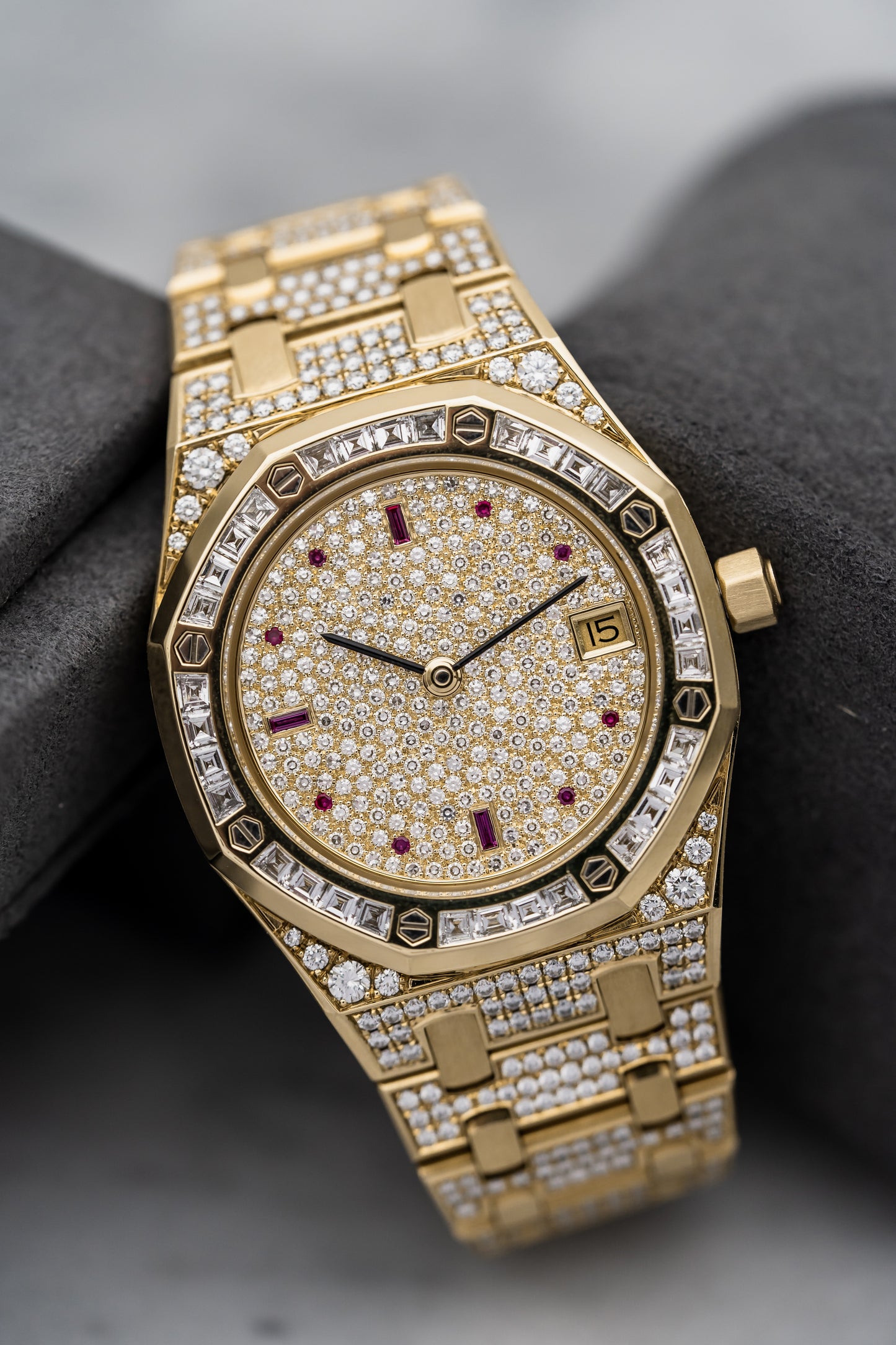 Audemars Piguet Royal Oak 14840BA Factory Full Diamond Gemset, Yellow Gold, Pave Diamond Dial