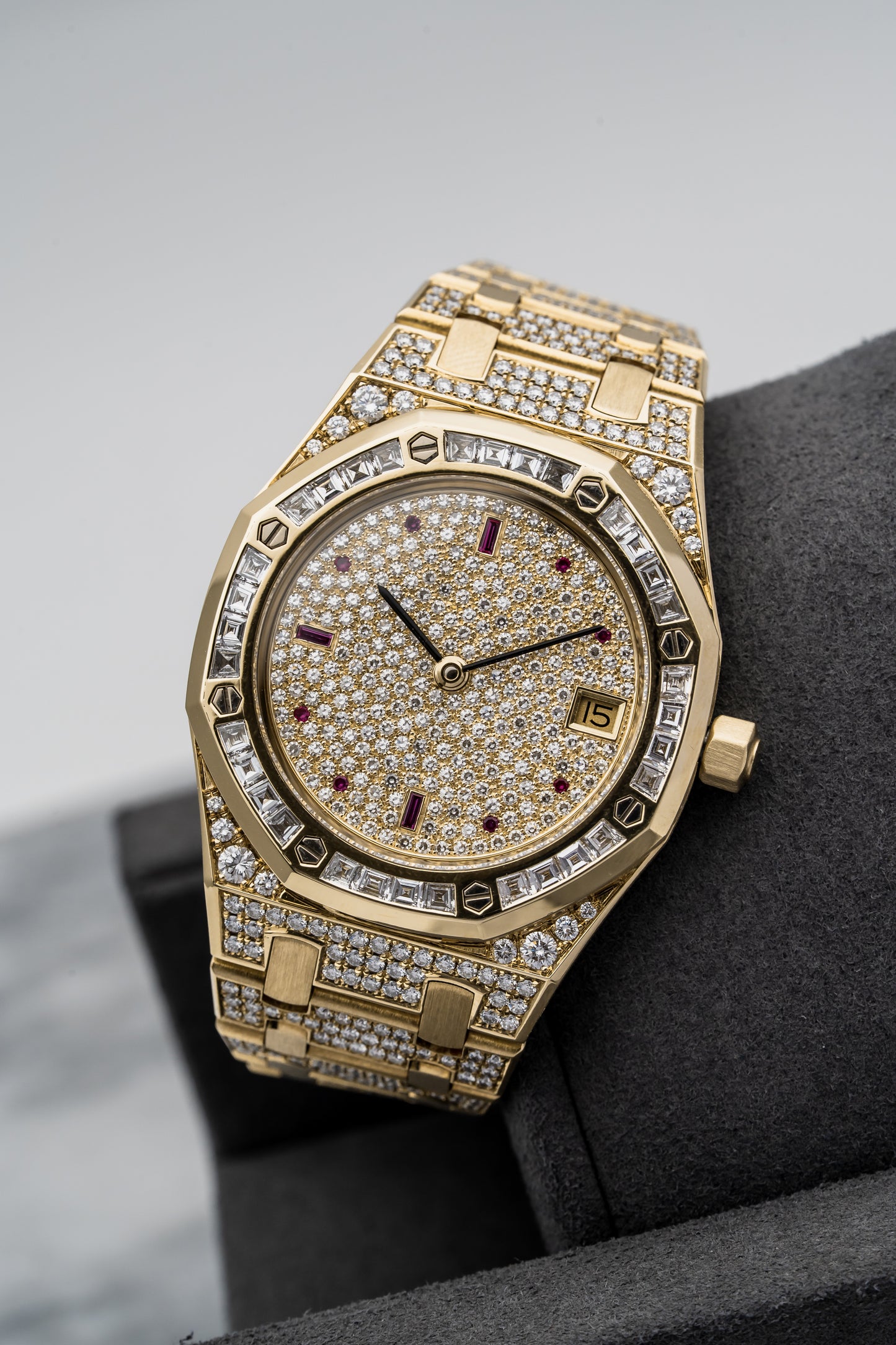 Audemars Piguet Royal Oak 14840BA Factory Full Diamond Gemset, Yellow Gold, Pave Diamond Dial