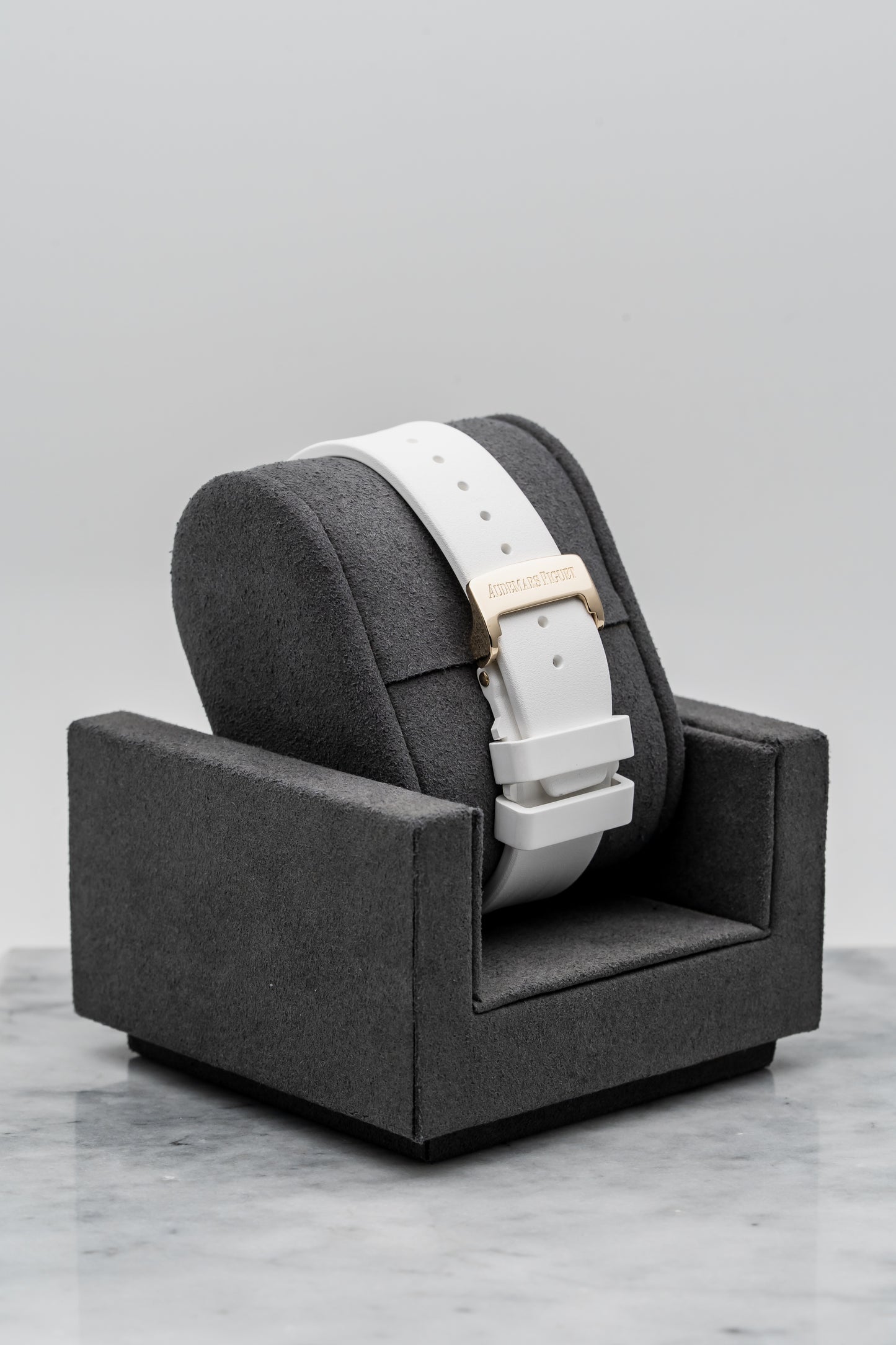 Audemars Piguet Royal Oak 15300OR Rose Gold, White Dial