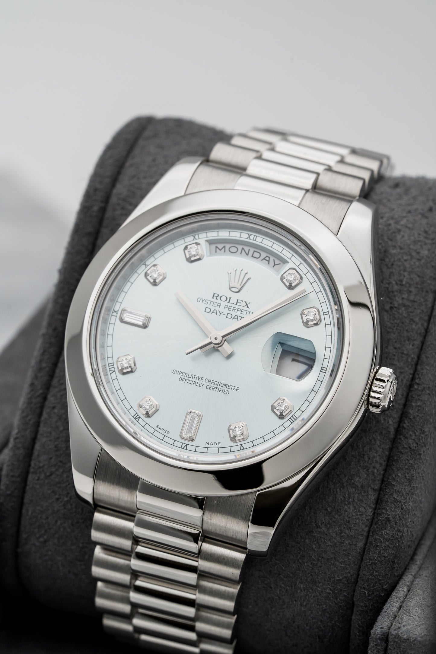 Rolex Day-Date II 218206 Platinum, Baby Blue Dial with Diamonds