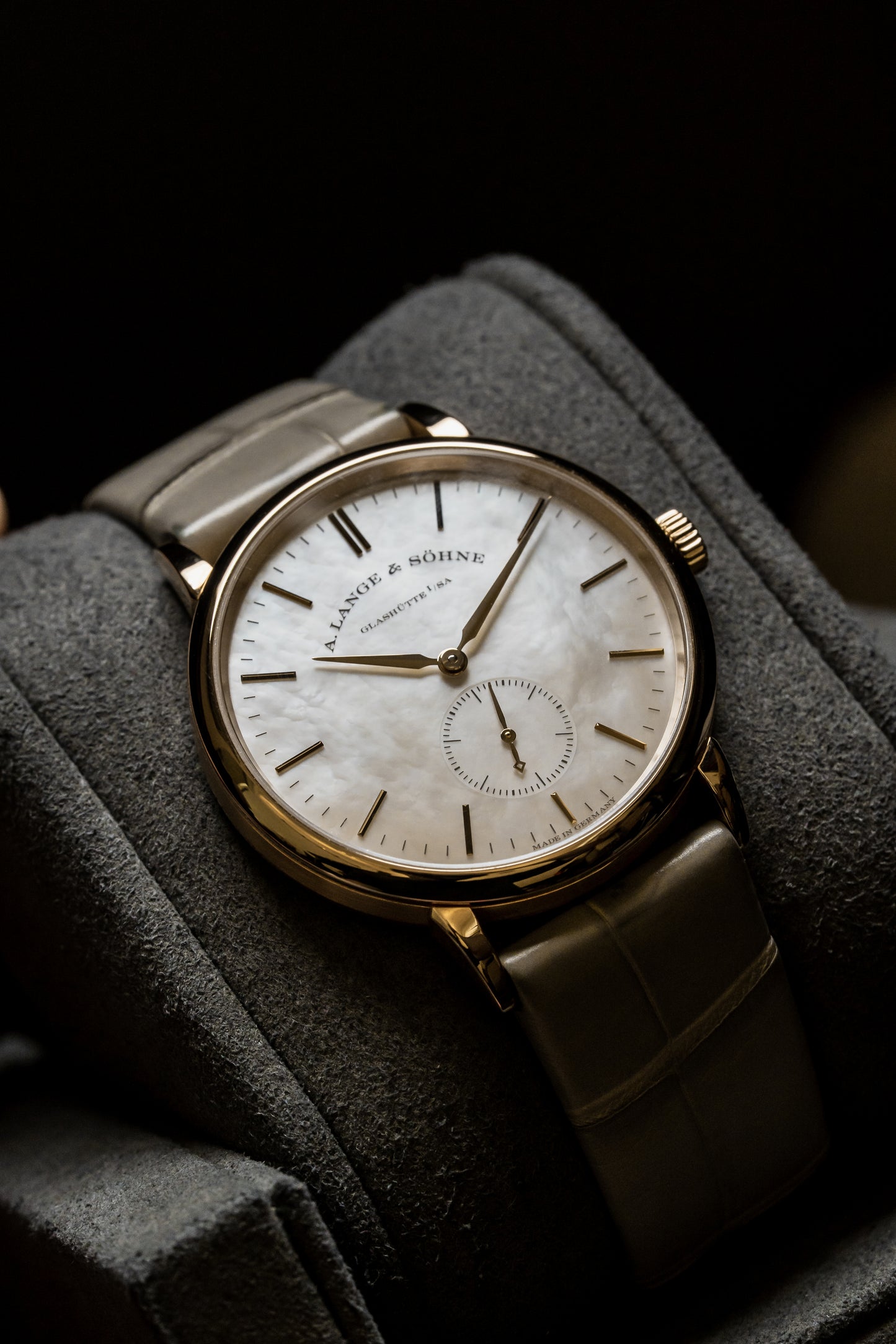A. Lange & Söhne Saxonia 219.043 – Rose Gold, Mother-of-Pearl Dial