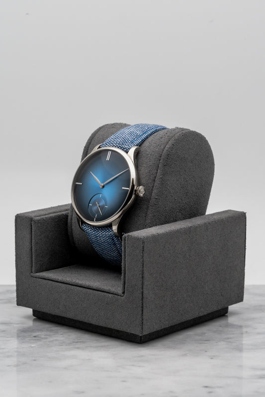 H. Moser & Cie Venturer White Gold 2327-0207 Blue Fumé, White Gold