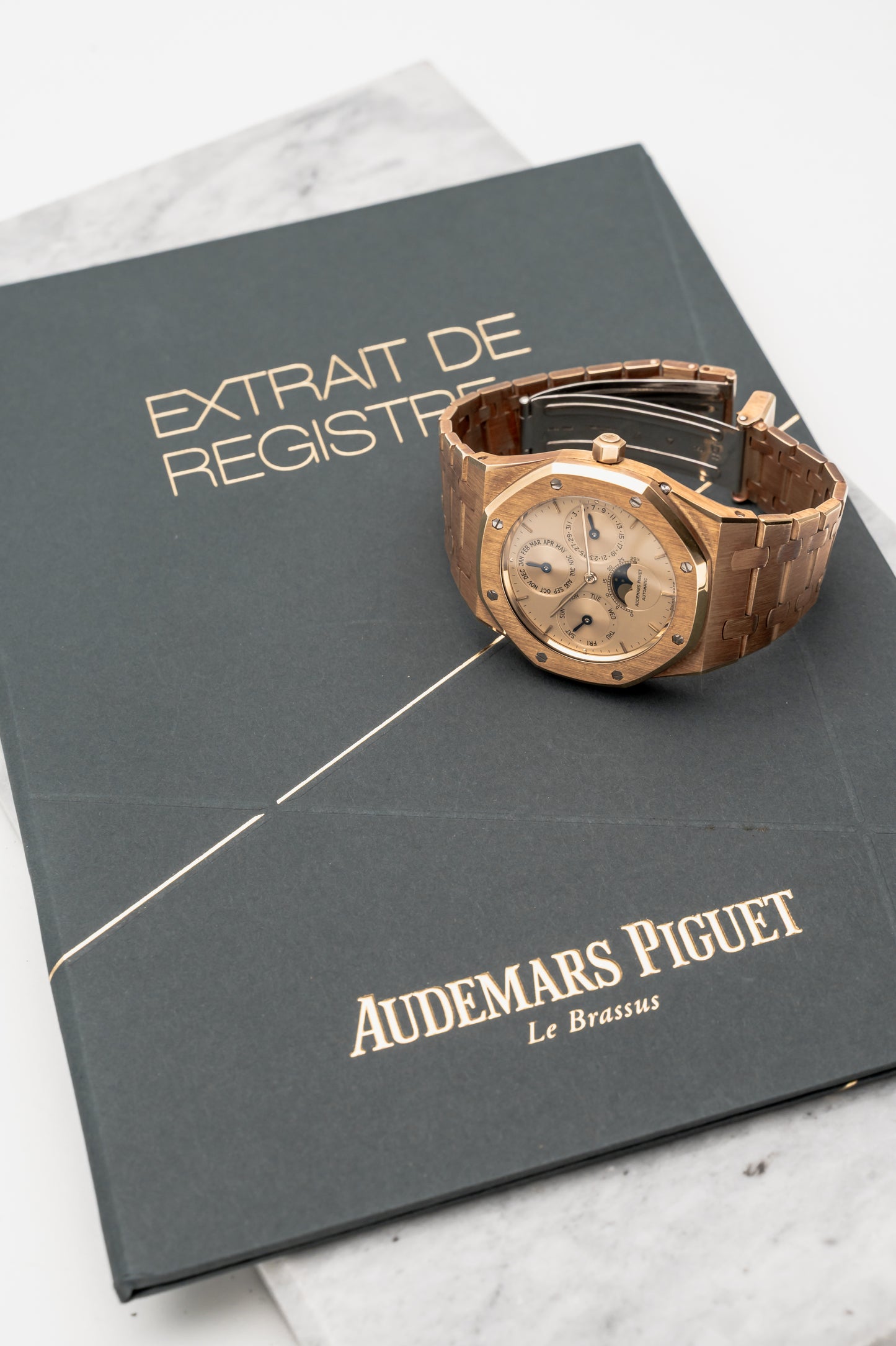 Audemars Piguet Royal Oak Perpetual Calendar 25686BA Champagne Dial