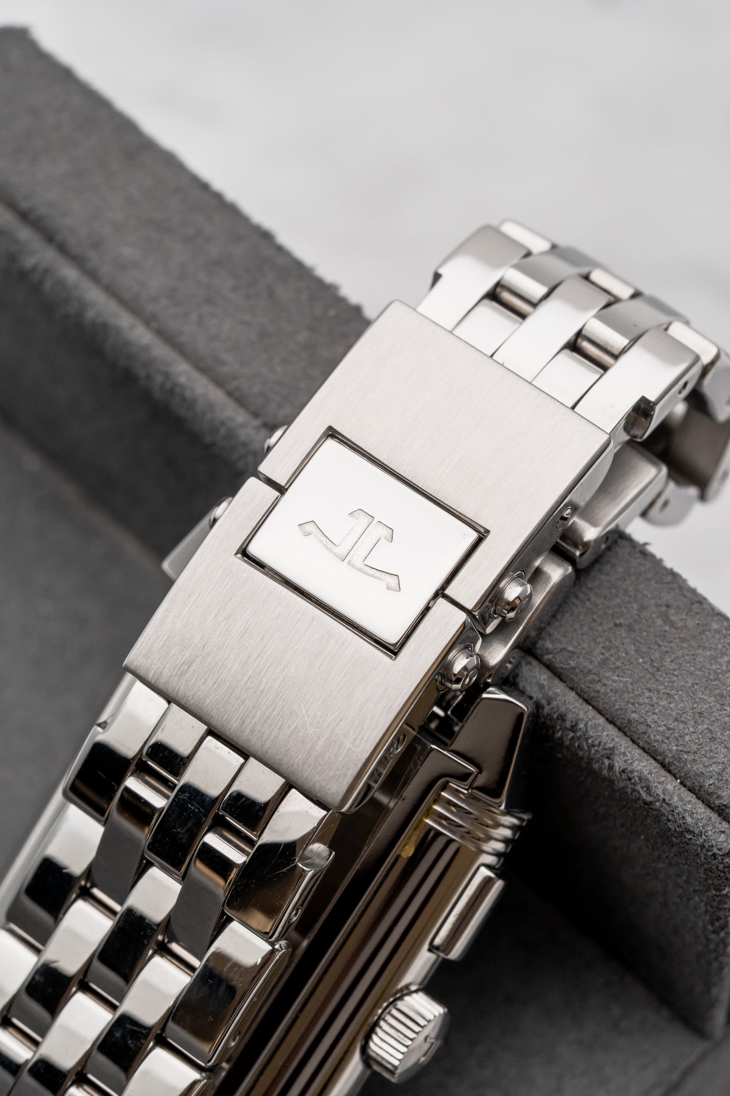Jaeger-LeCoultre Reverso Grande GMT Q3028120 Silver/Black Dial