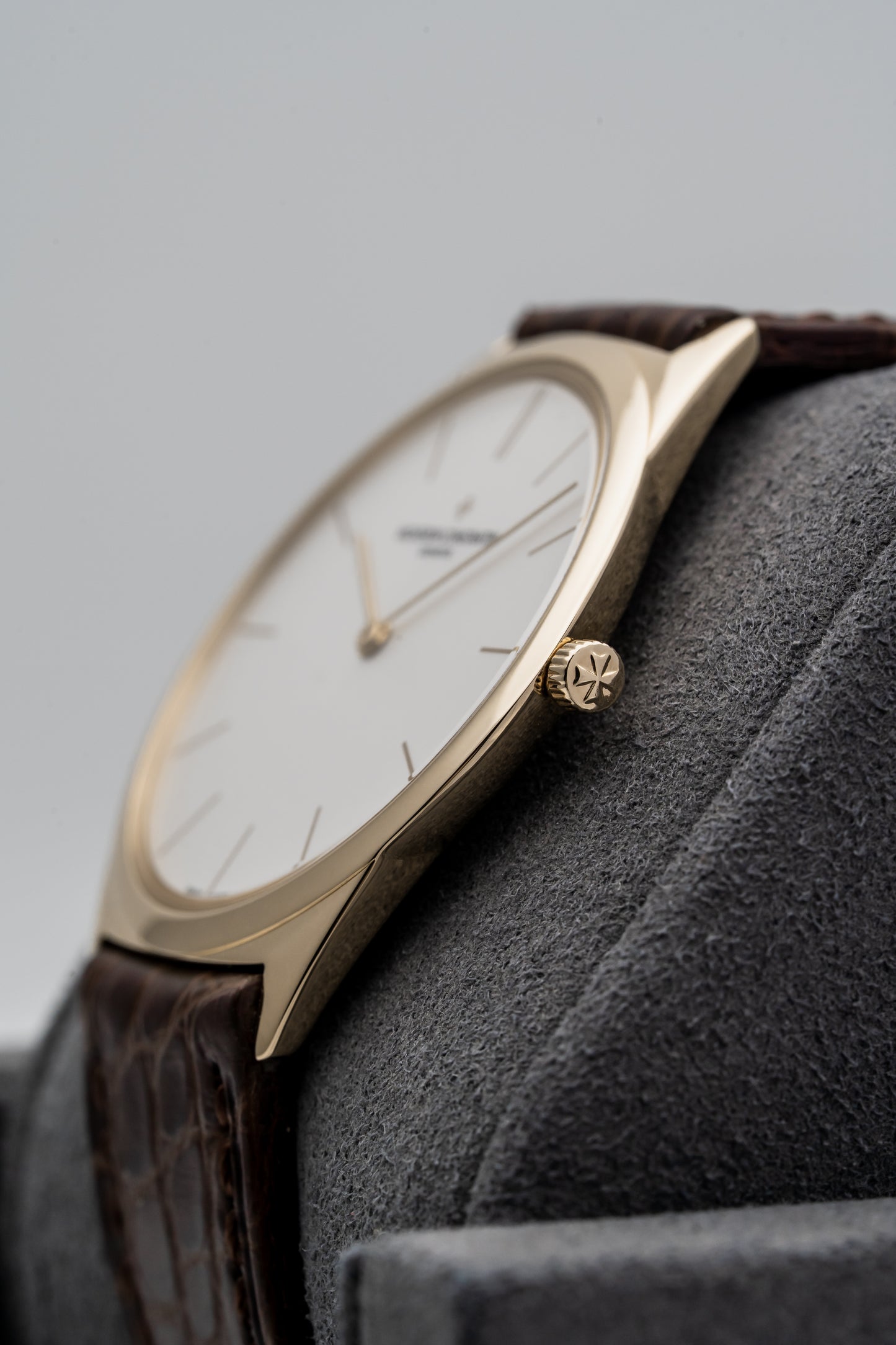 Vacheron Constantin Patrimony Ultra-Thin 33155/000R White Dial