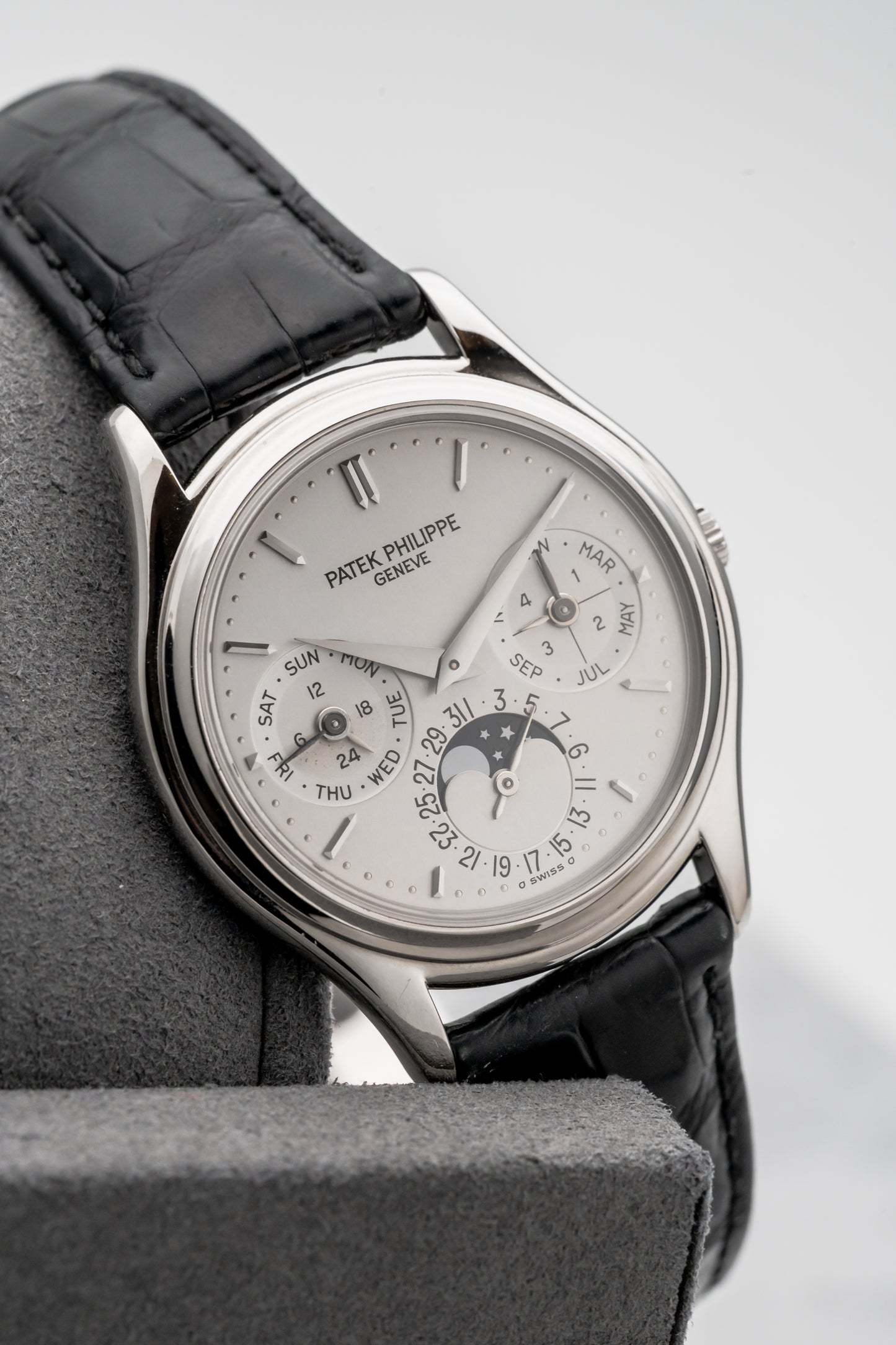 Patek Philippe Perpetual Calendar 3940P, Silver Dial