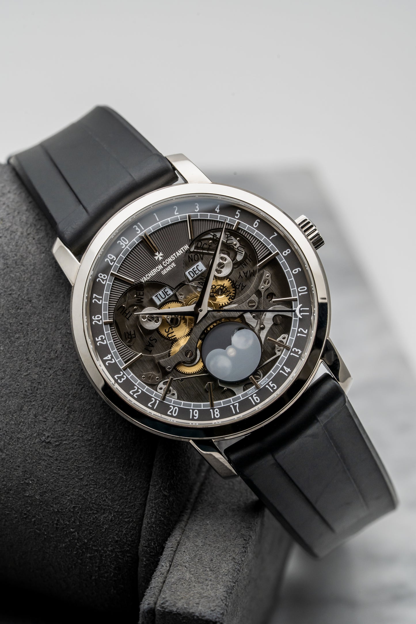 Vacheron Constantin Traditionnelle Complete Calendar Openface 4020T/000G-B655 White Gold