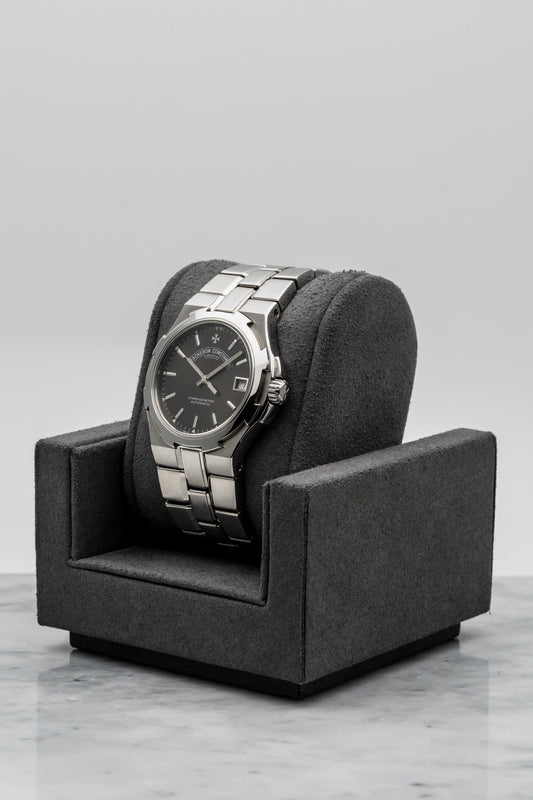 Vacheron Constantin Overseas 42040/423A-8459 Stainless Steel Black Dial