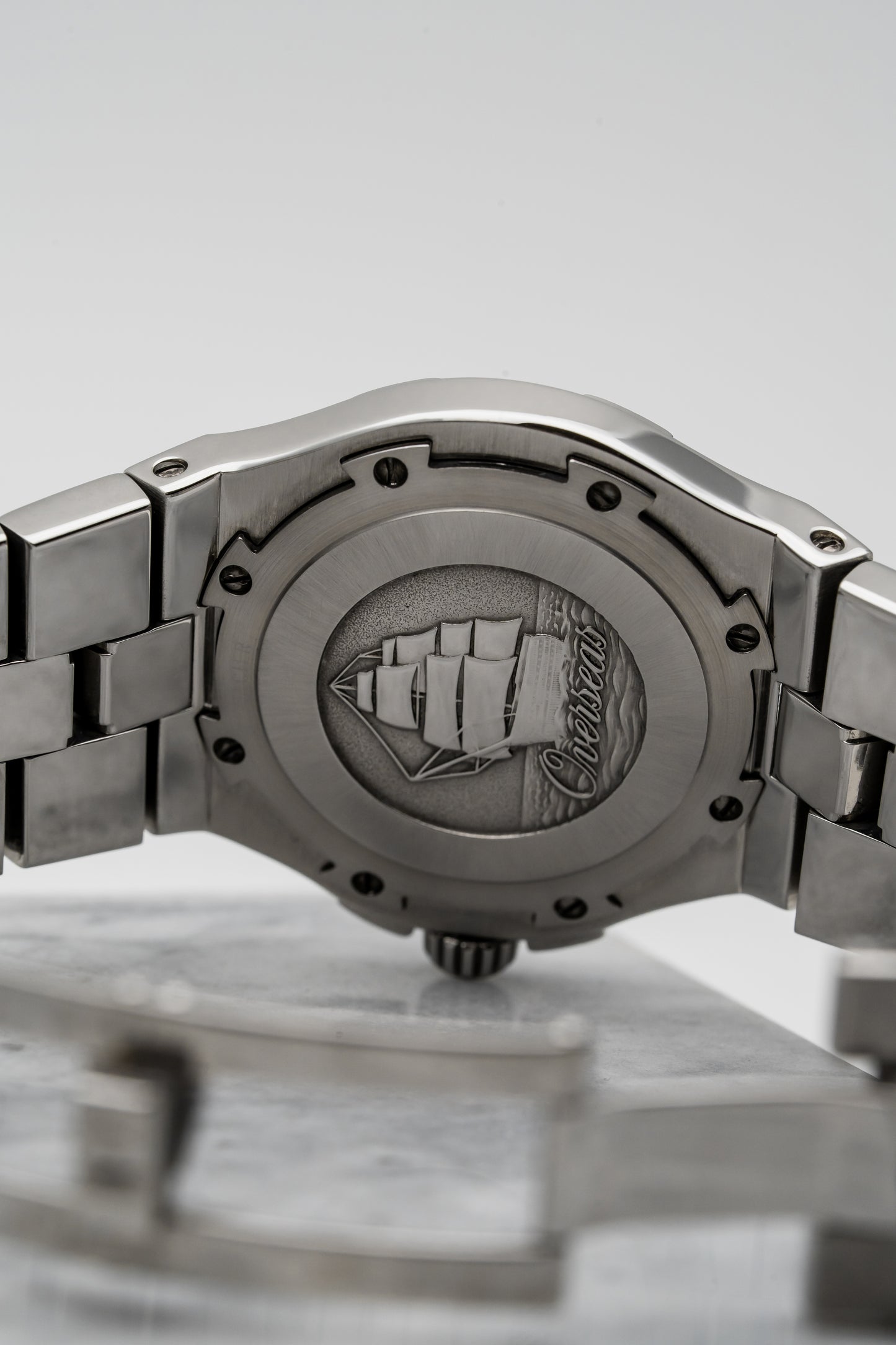 Vacheron Constantin Overseas 42040/423A-8459 Stainless Steel Black Dial