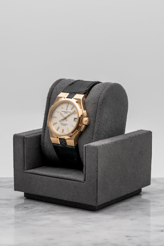 Vacheron Constantin Overseas 42052/000J Silver Dial