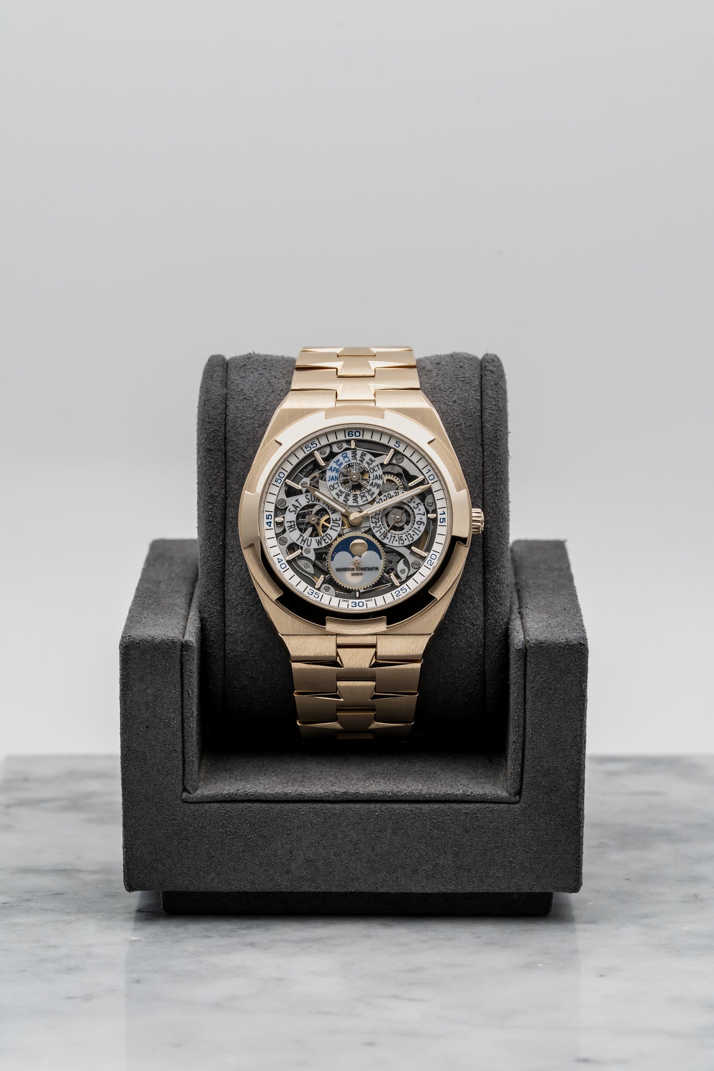 Vacheron Constantin Overseas Perpetual Calendar Ultra-Thin Skeleton 4300V/120R-B547