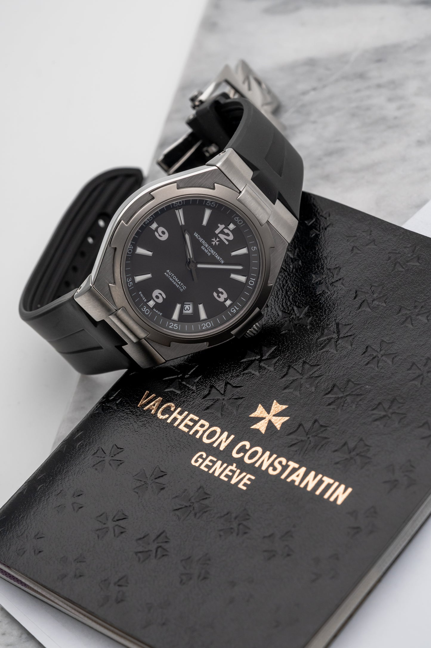 Vacheron Constantin Overseas Deep Stream 47040/000W-9500 Black Dial