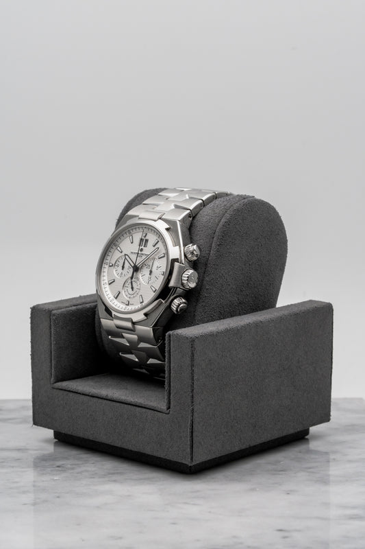 Vacheron Constantin Overseas Chronograph 49150/B01A-9095, White Dial