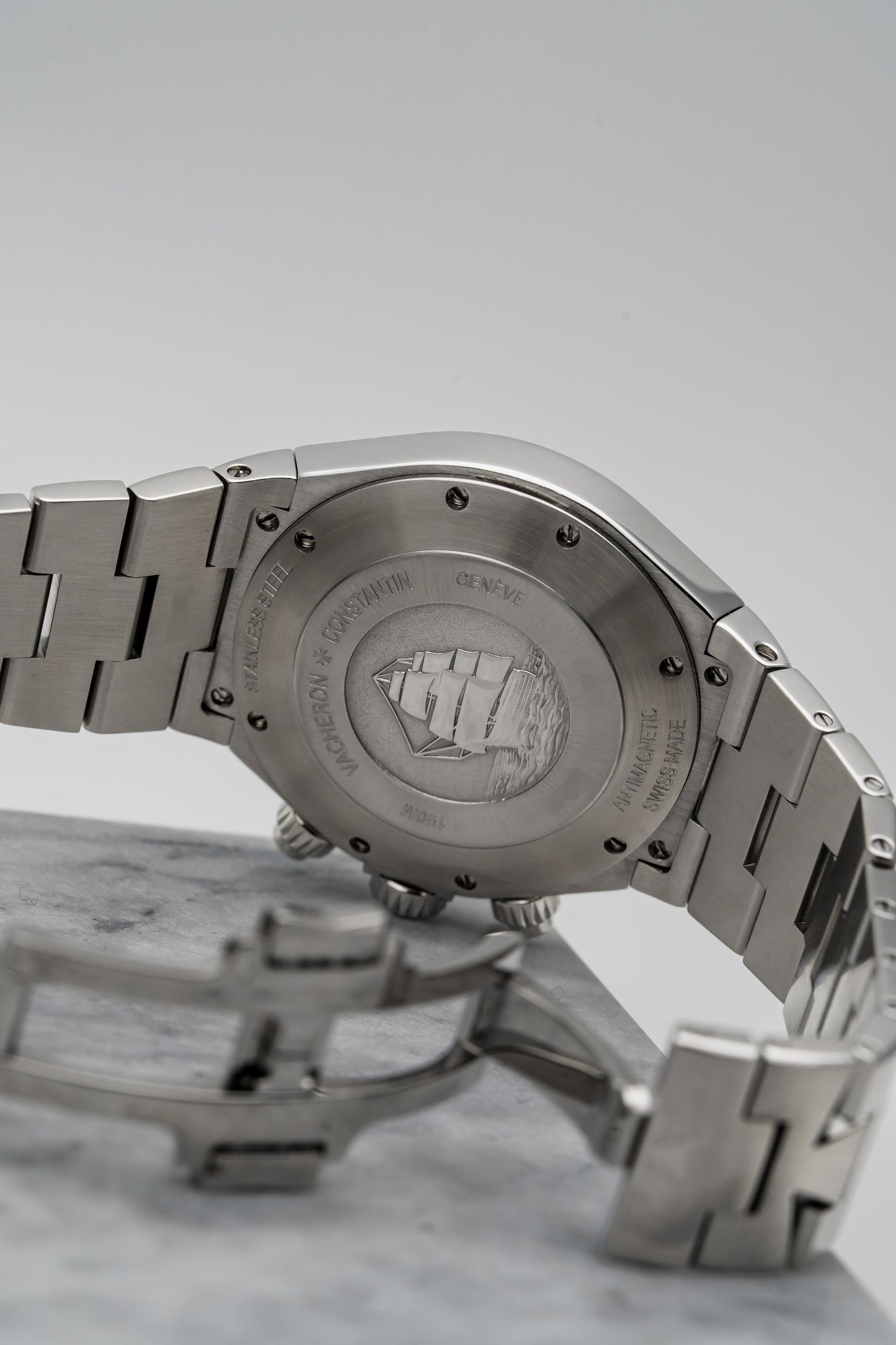 Vacheron Constantin Overseas Chronograph 49150/B01A-9095 – Stainless Steel, Silver Guilloché Dial