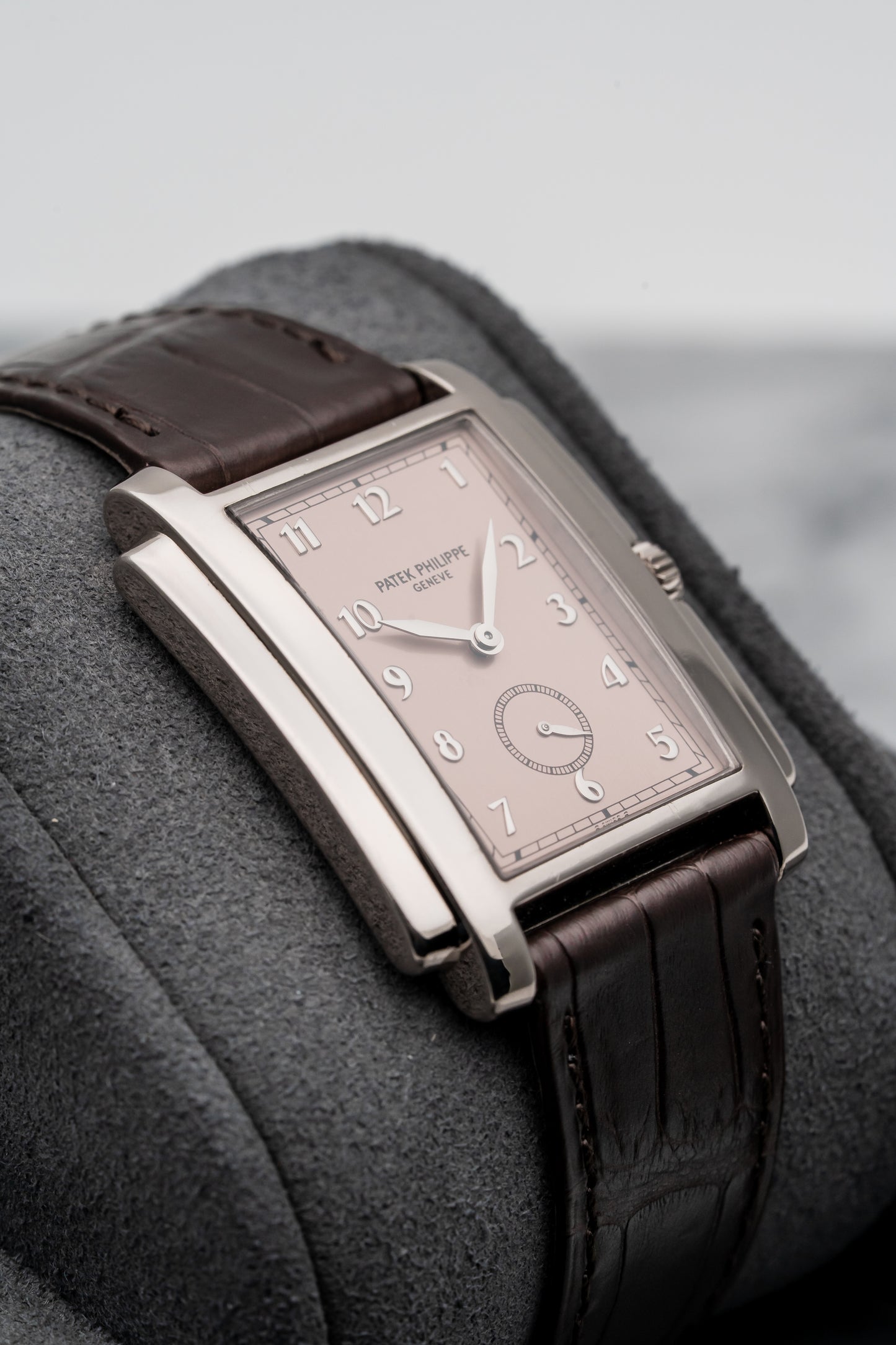 Patek Philippe Gondolo 5024G White Gold, Salmon Dial