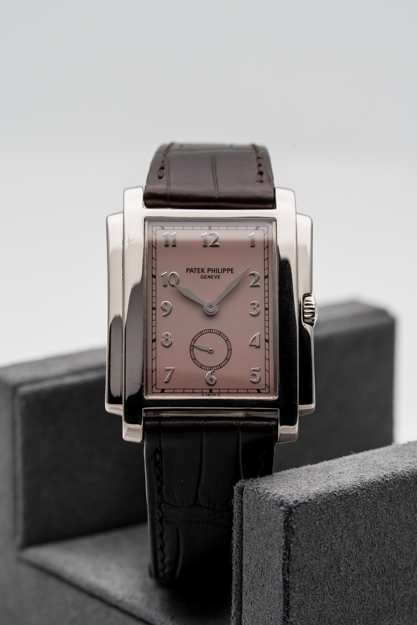 Patek Philippe Gondolo 5024G White Gold, Salmon Dial