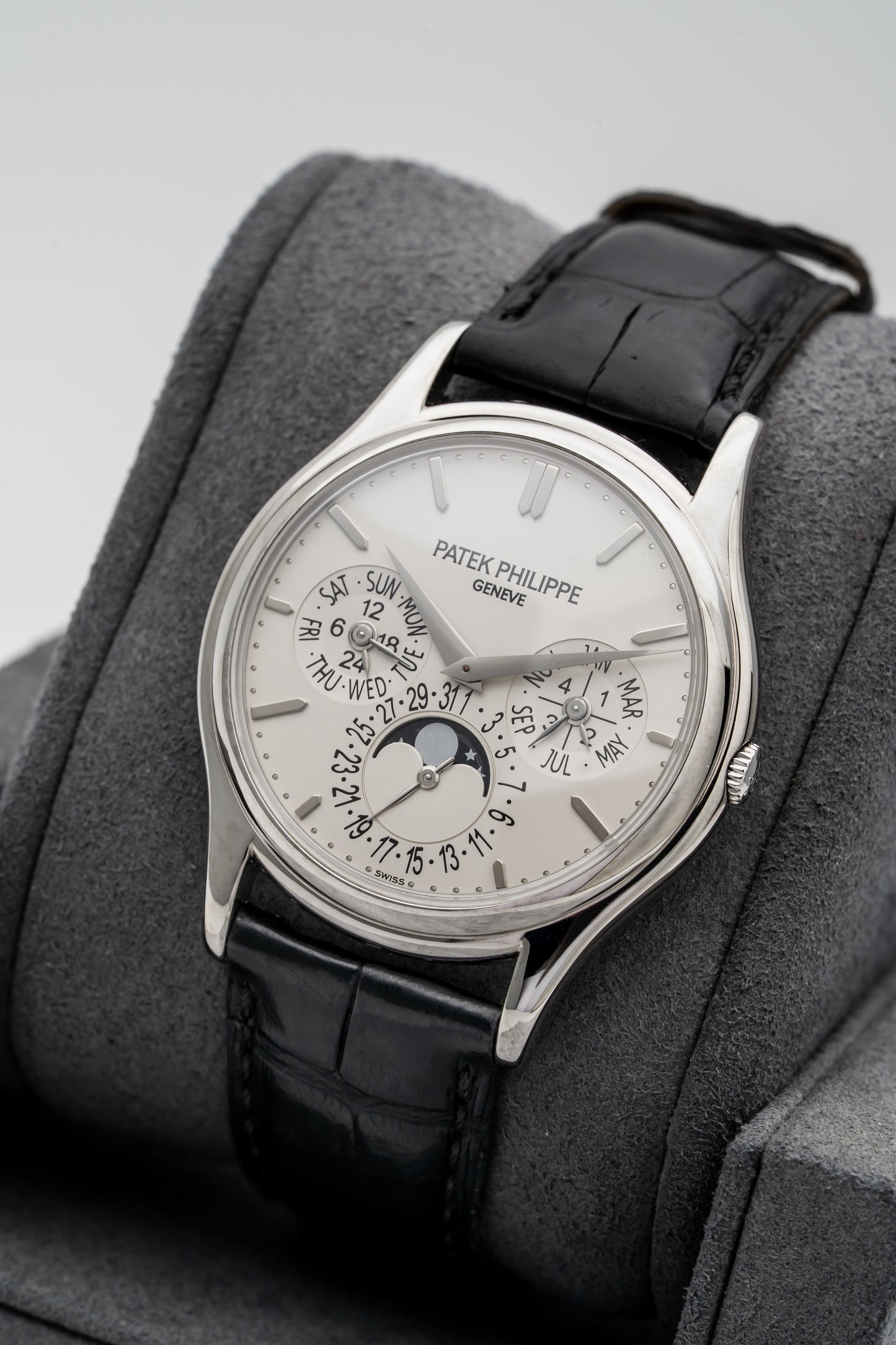 Patek Philippe Perpetual Calendar 5140G-001 – White Gold, Silver Dial
