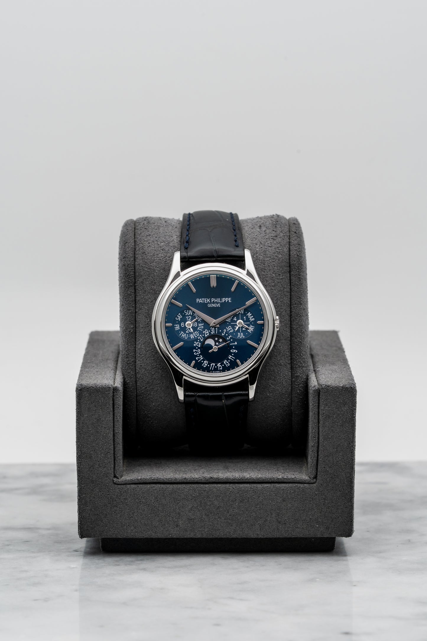 Patek Philippe Perpetual Calendar 5140P – Platinum, Blue Dial