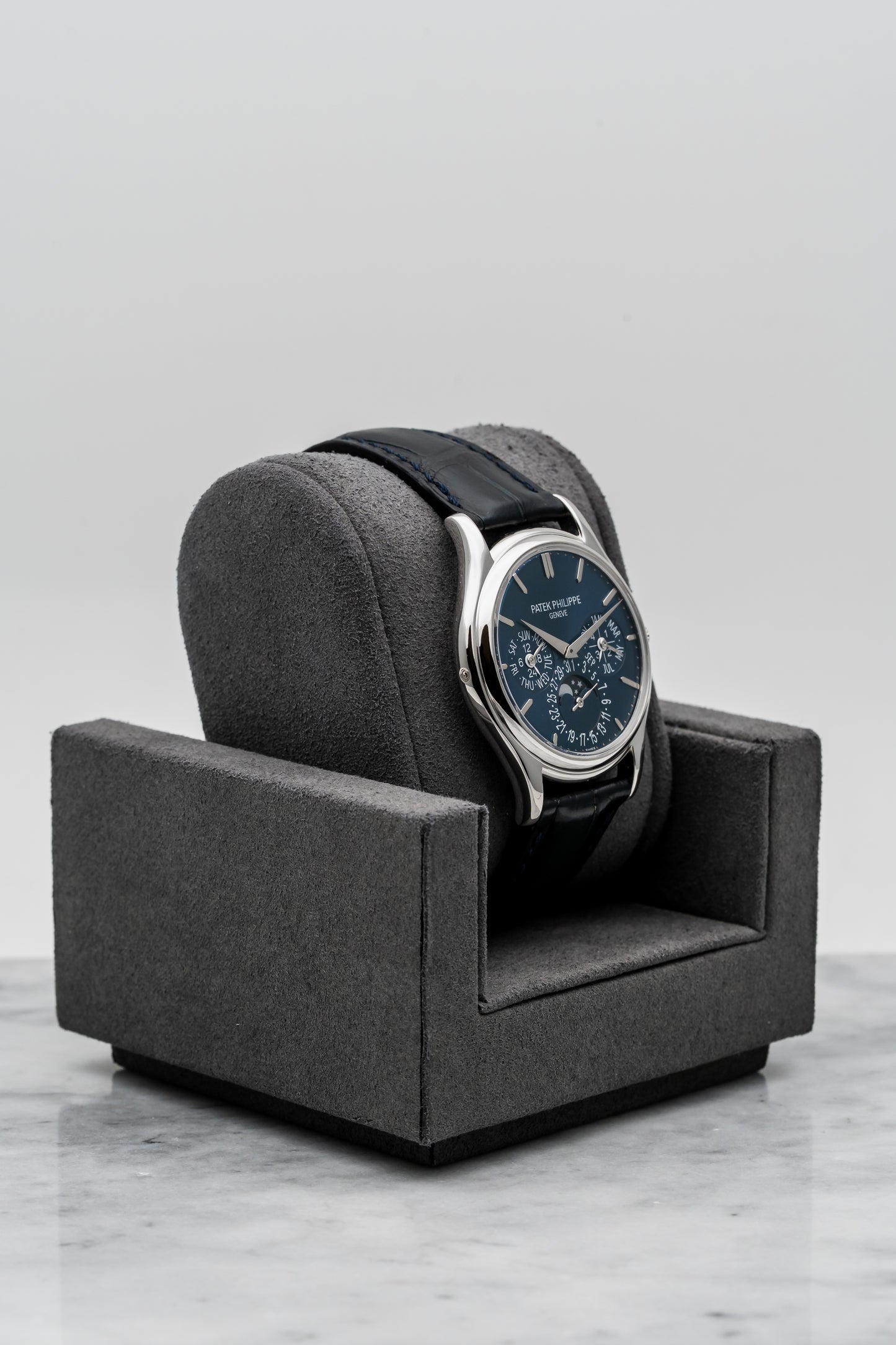 Patek Philippe Perpetual Calendar 5140P – Platinum, Blue Dial