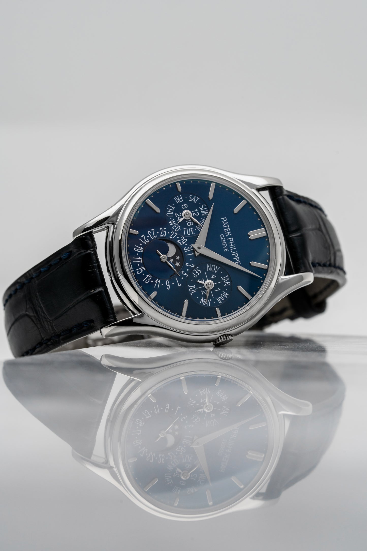 Patek Philippe Perpetual Calendar 5140P – Platinum, Blue Dial