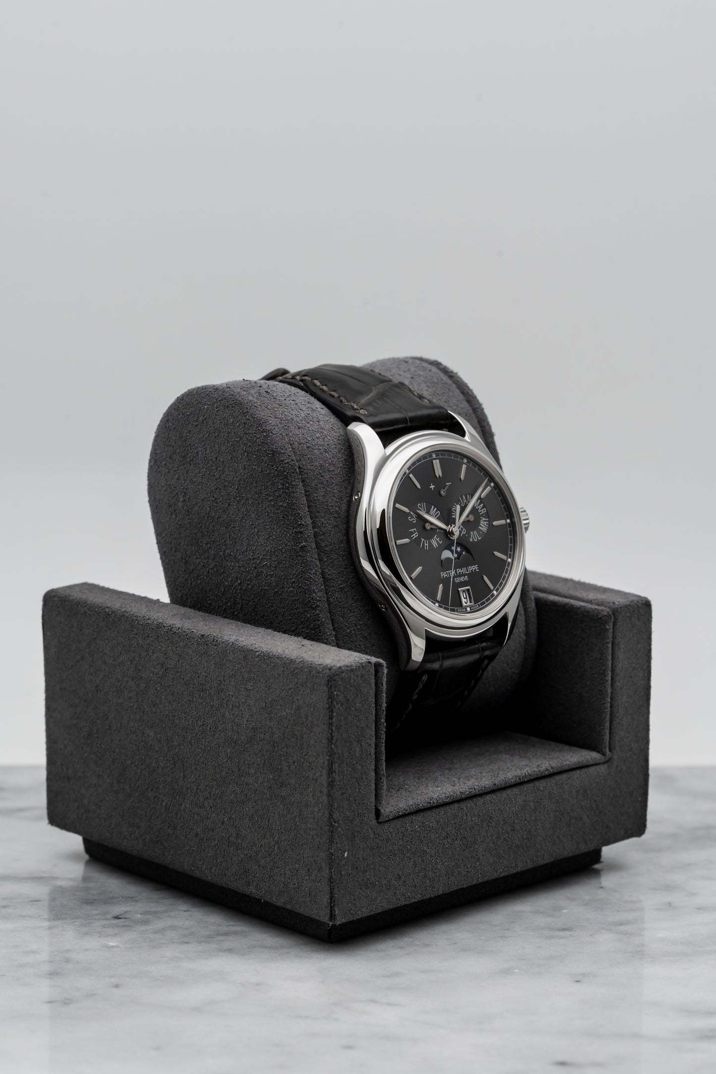 Patek Philippe Annual Calendar 5146P Platinum, Grey Dial