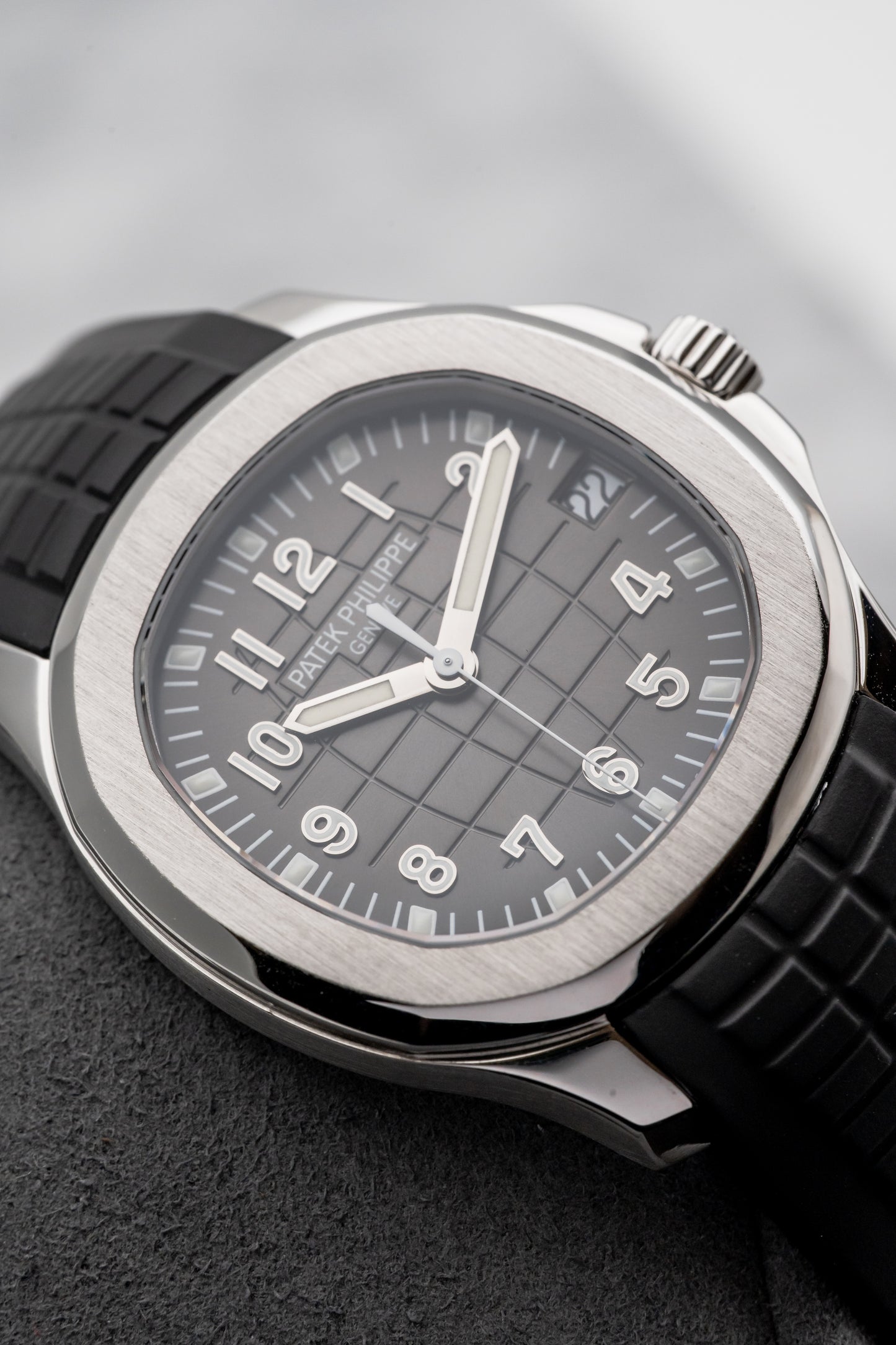 Patek Philippe Aquanaut 5165A-001 “Double P”, Black Embossed Dial, Stainless Steel