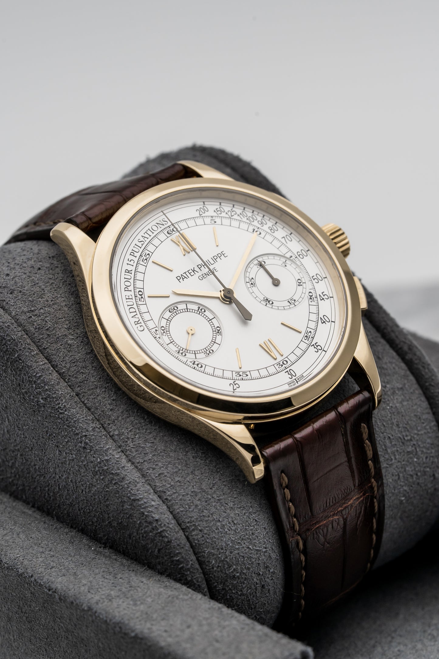 Patek Philippe Chronograph 5170J Yellow Gold, Silver Opaline Dial