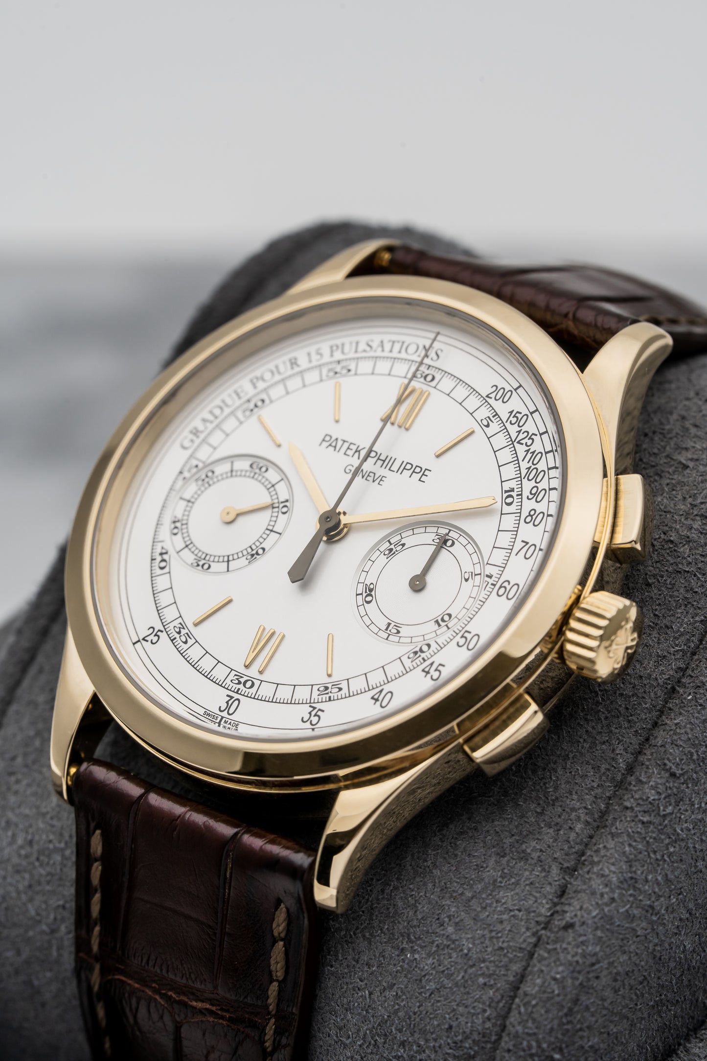Patek Philippe Chronograph 5170J Yellow Gold, Silver Opaline Dial