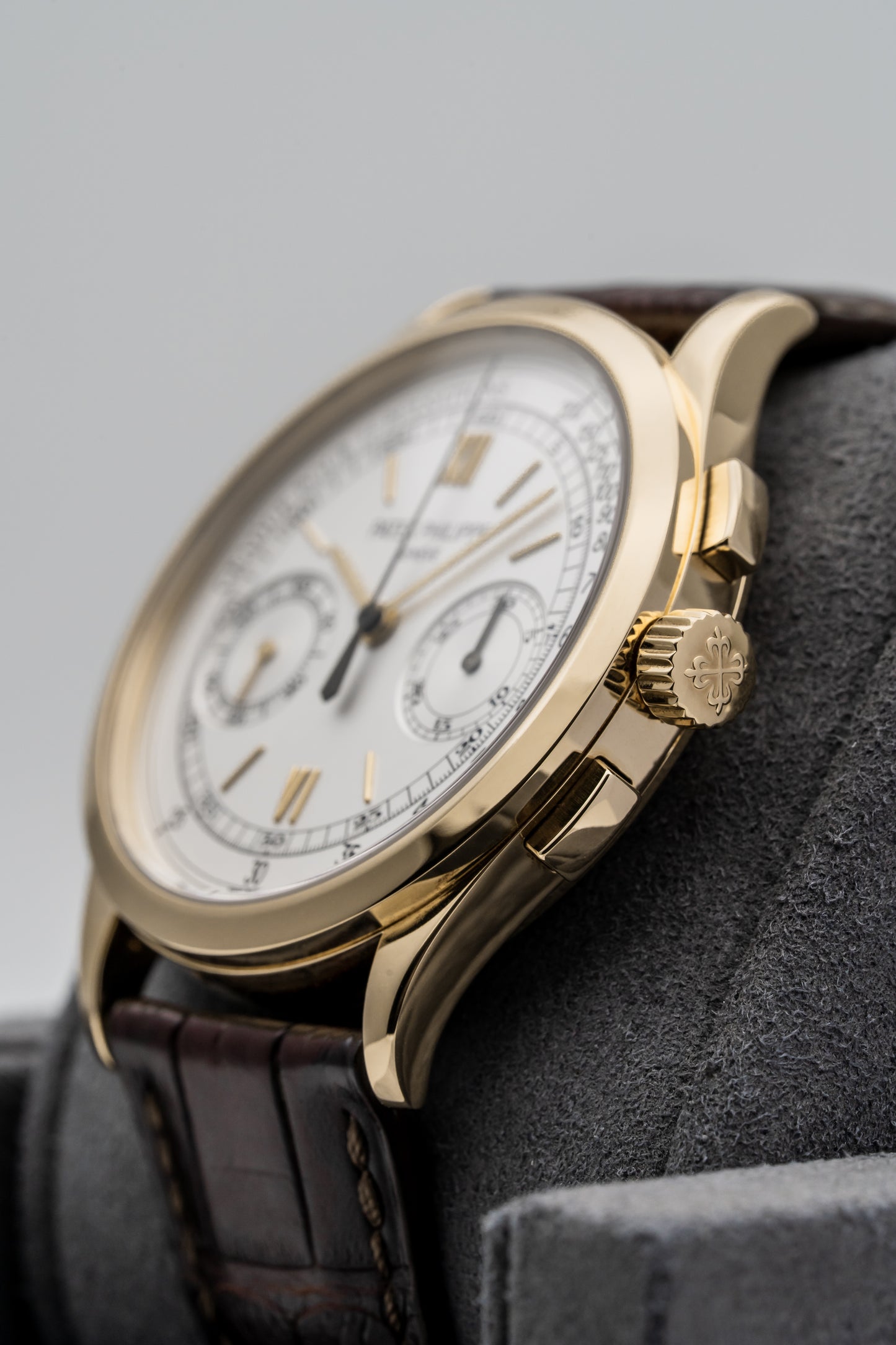 Patek Philippe Chronograph 5170J Yellow Gold, Silver Opaline Dial