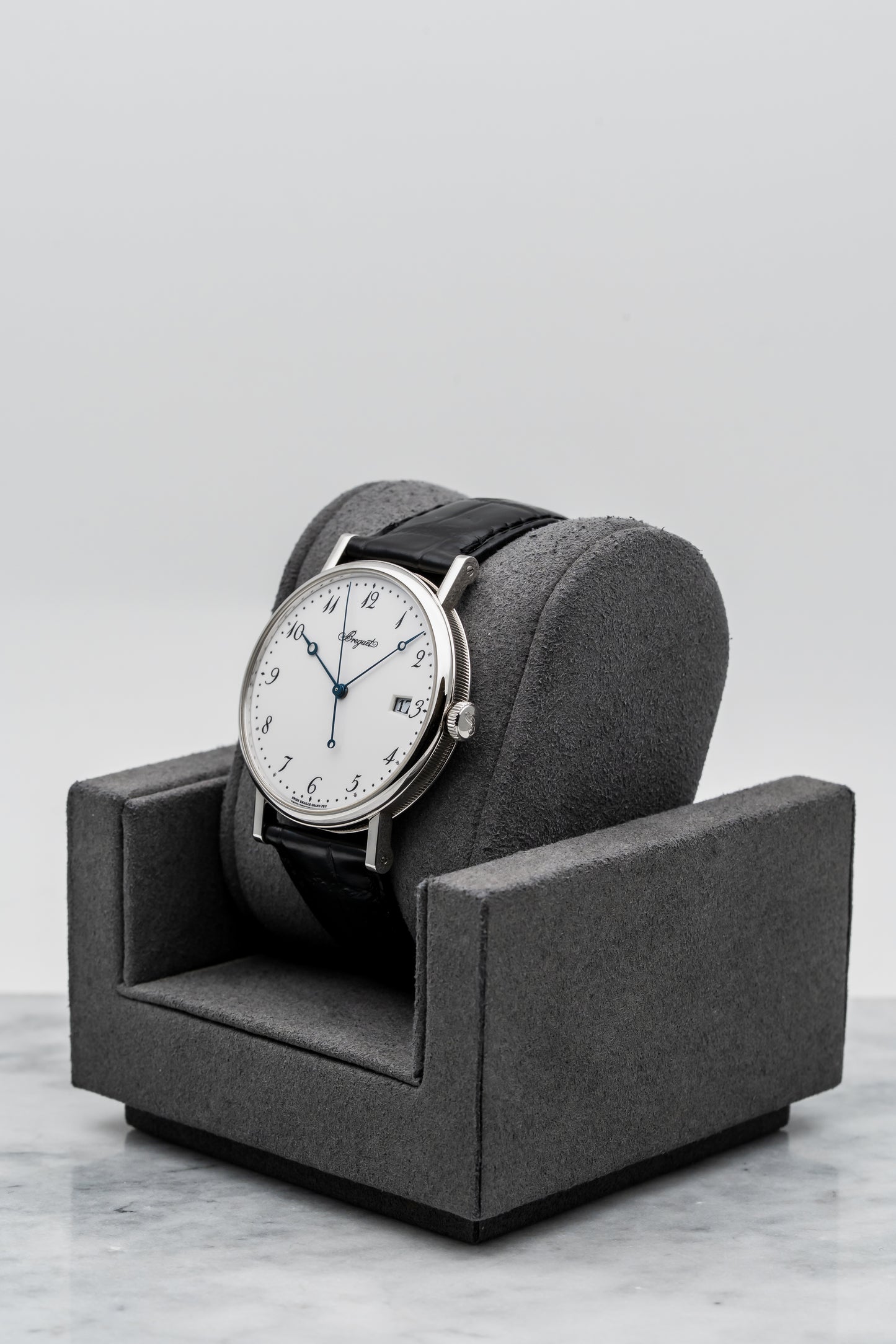 Breguet Classique 5177BB Guilloche