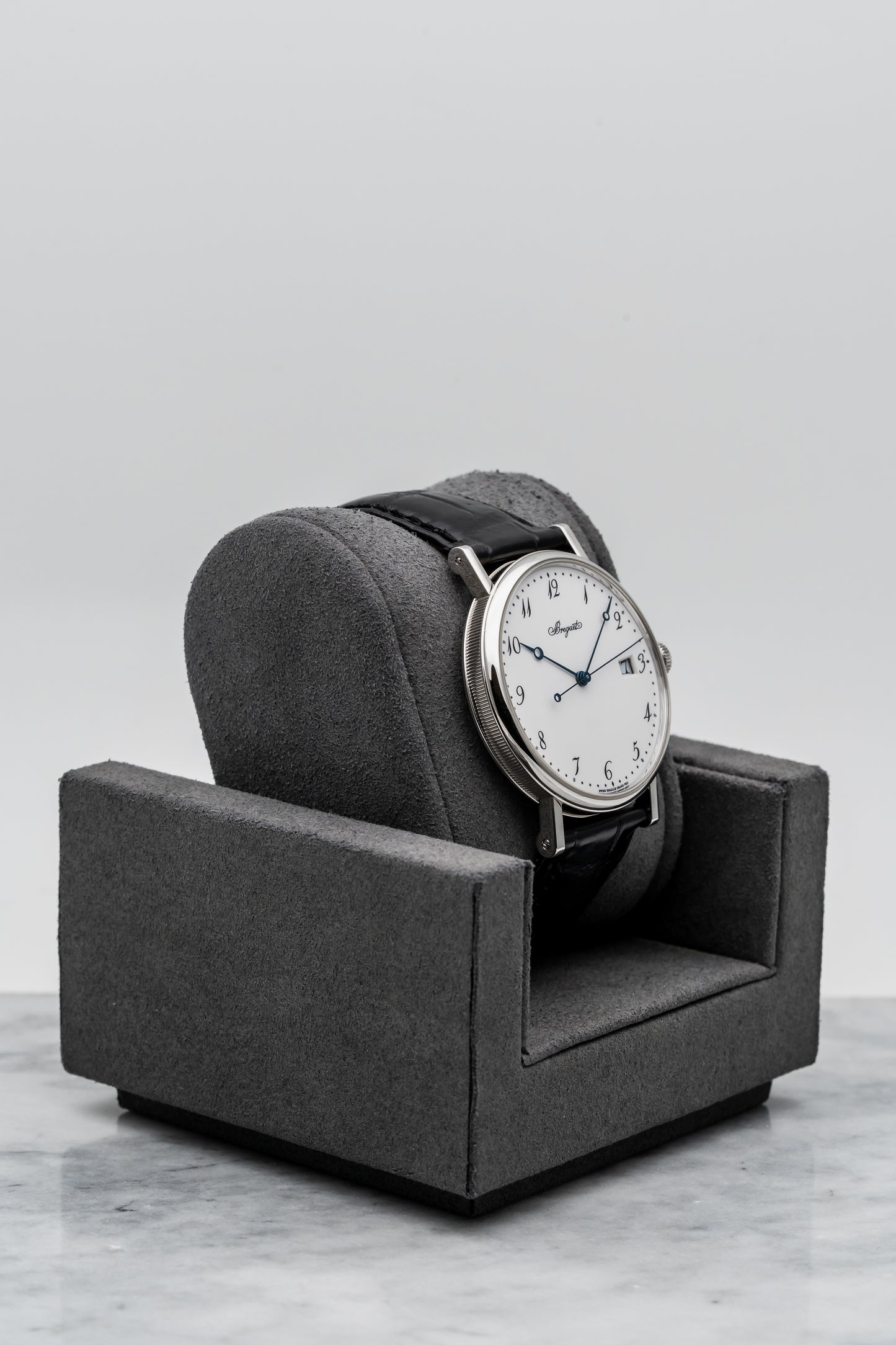 Breguet Classique 5177BB Guilloche