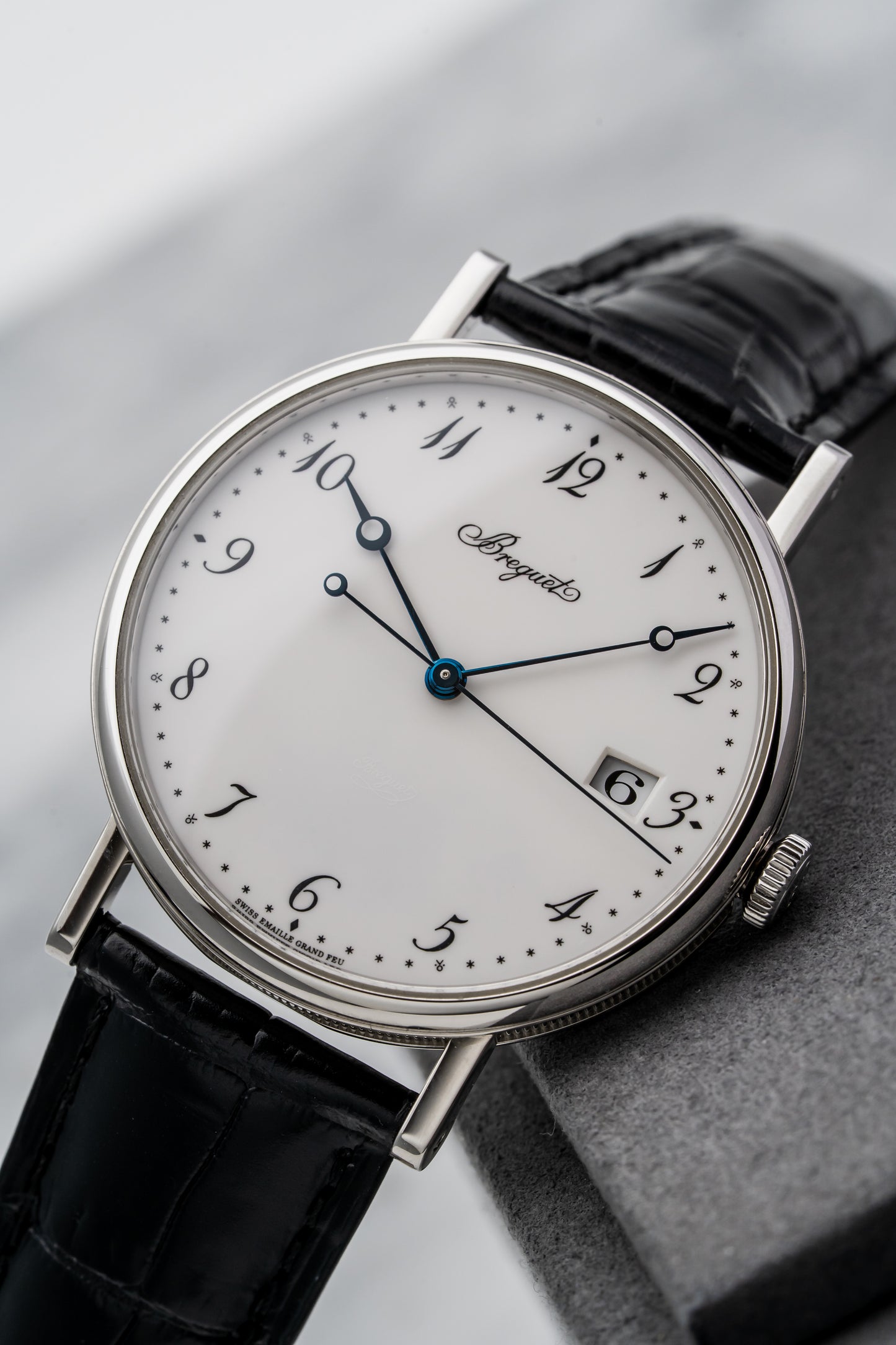 Breguet Classique 5177BB White Gold, Enamel Dial