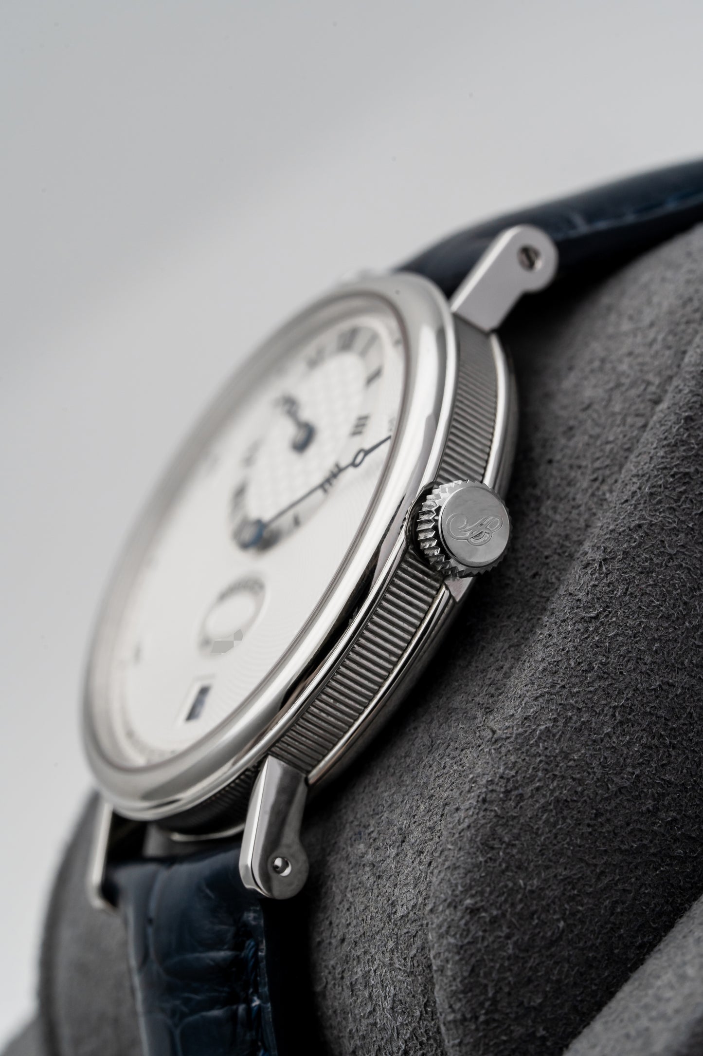 Breguet Classique Regulator 5187PT Platinum, Silver Guilloché Dial