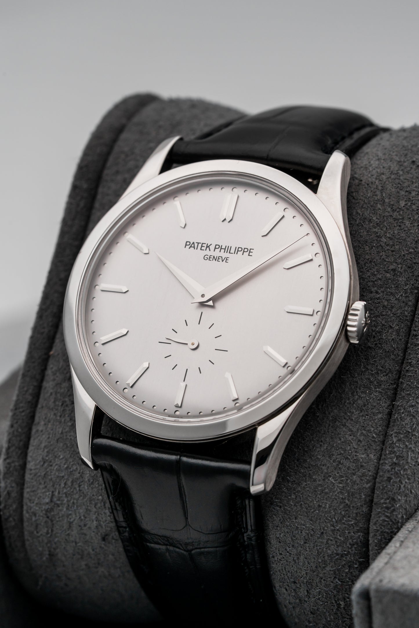 Patek Philippe Calatrava 5196G White Gold Classic Elegance