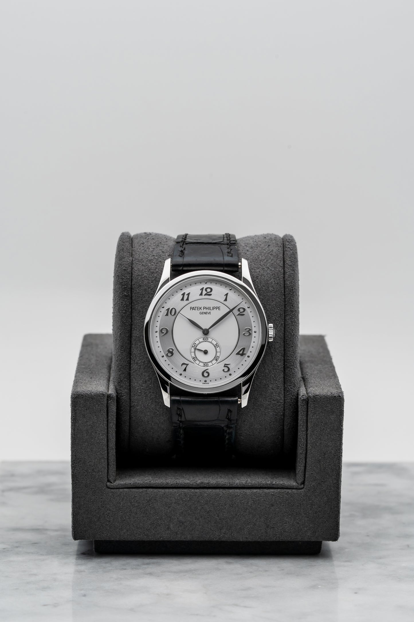 Patek Philippe Calatrava 5196P Platinum