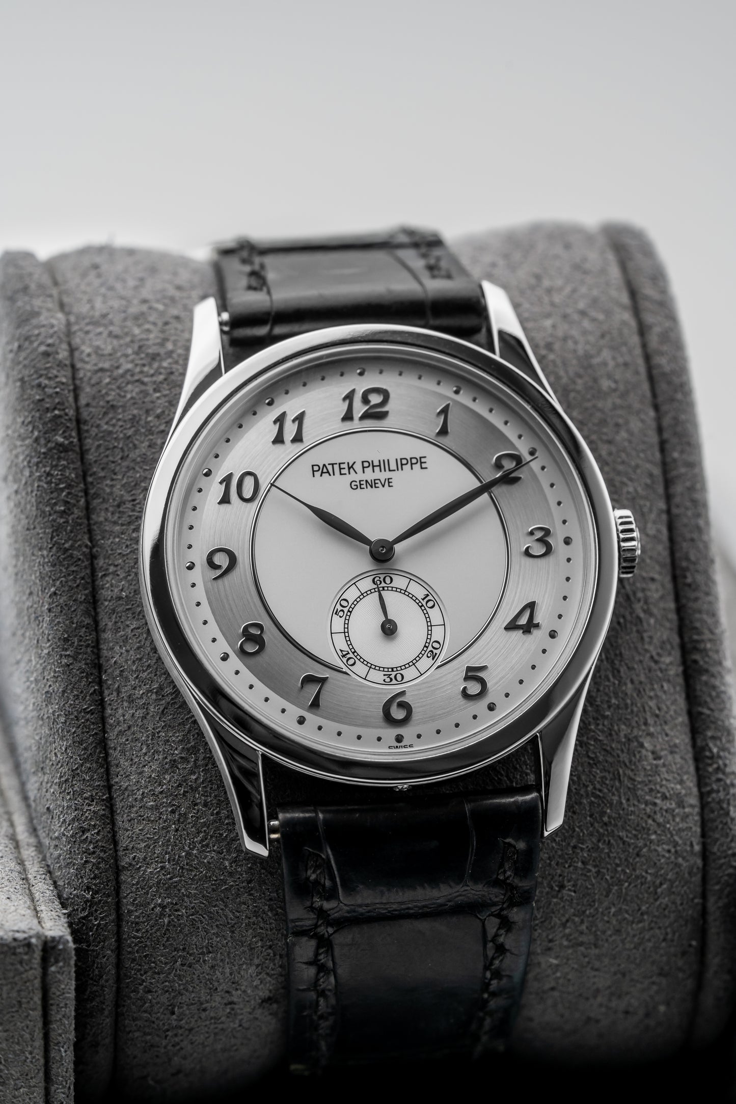 Patek Philippe Calatrava 5196P Platinum