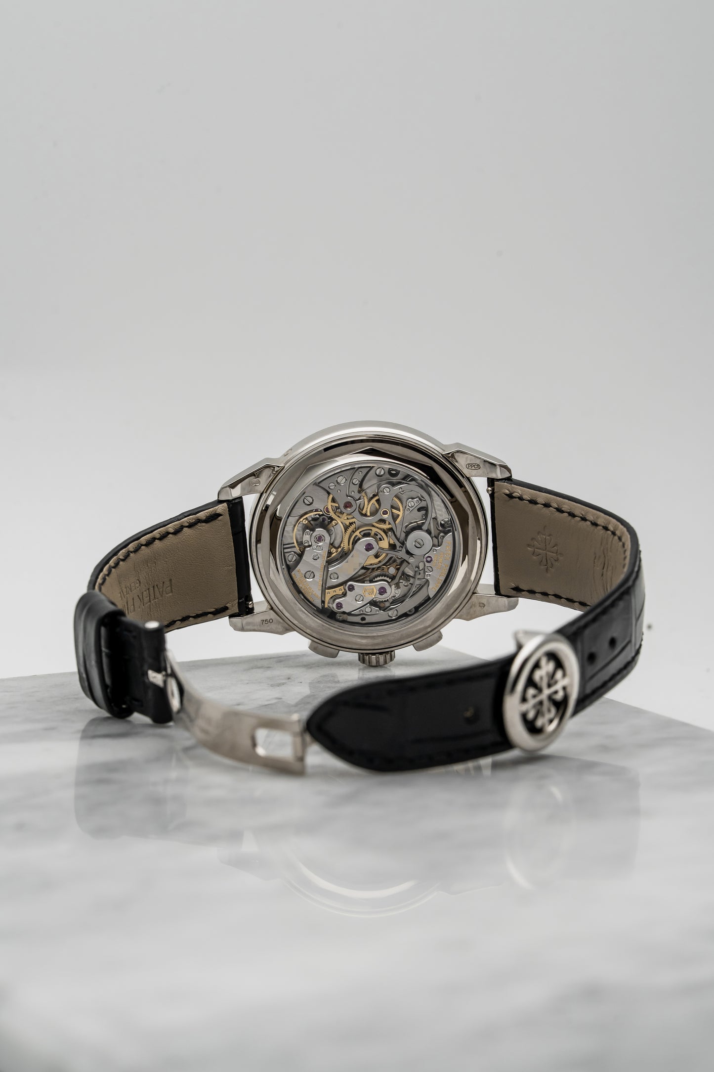 Patek Philippe 5270G‑001 Perpetual Calendar Chronograph White Gold