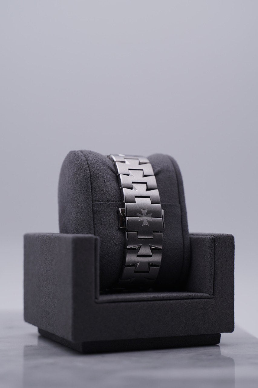 Vacheron Constantin Overseas 47040/B01M-9164 Full Steel Bracelet