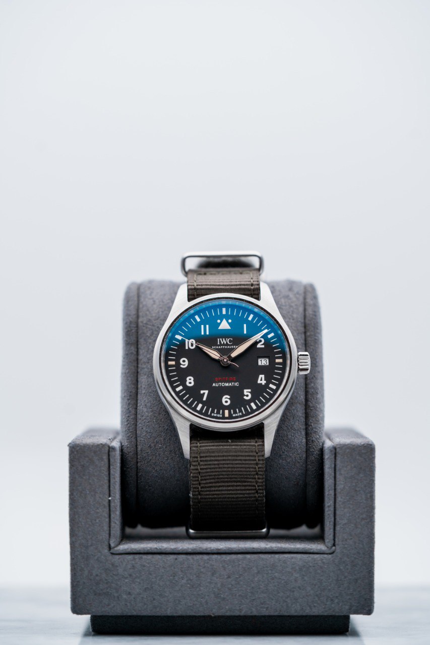 IWC Pilot’s Watch Mark XVIII IW326801 Black Dial, Classic Pilot Design
