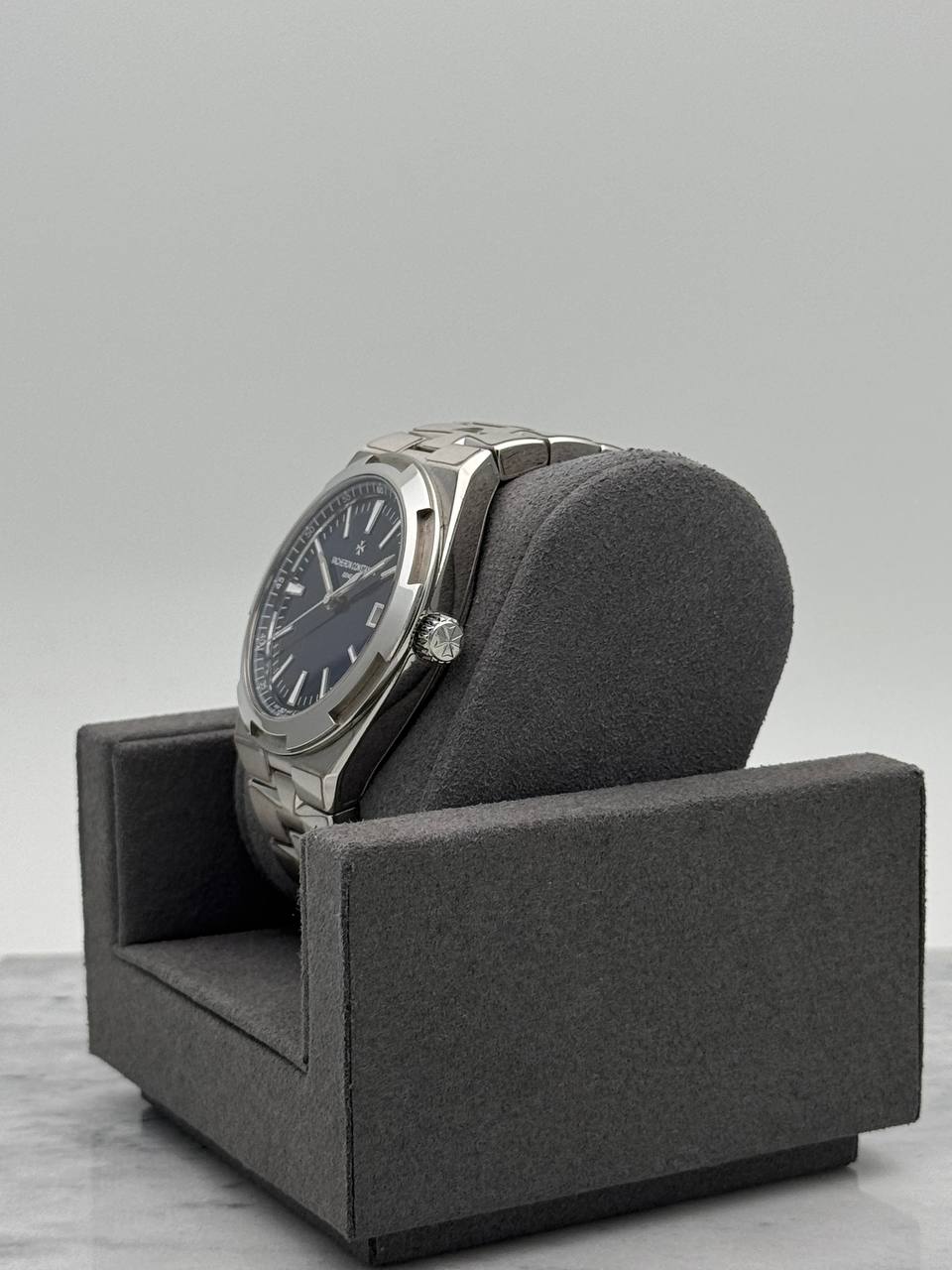 Vacheron Constantin Overseas 4500V/110A-B128 Blue Dial