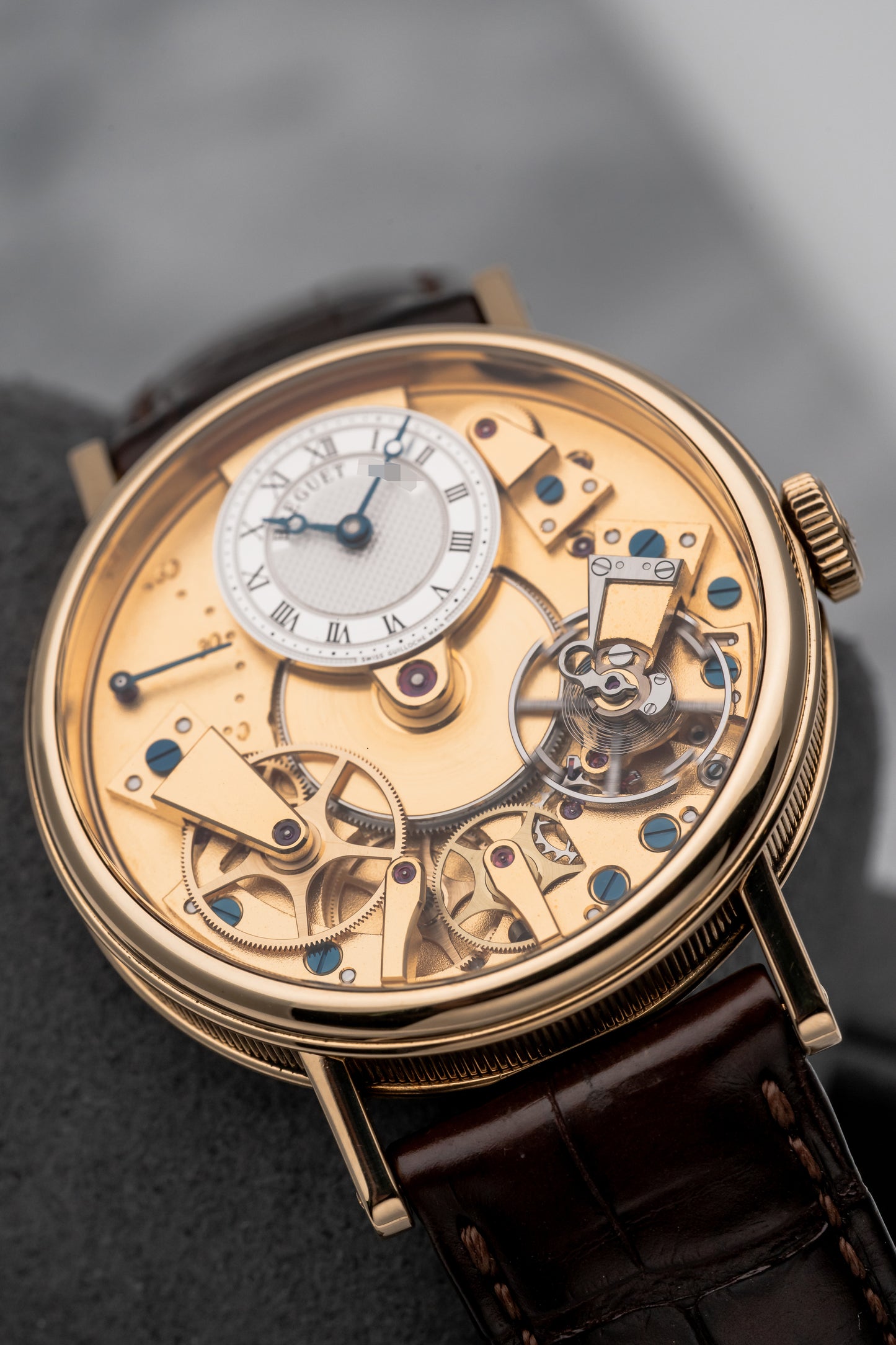 Breguet Tradition Retrograde 7037BA/11/9V6, Yellow Gold