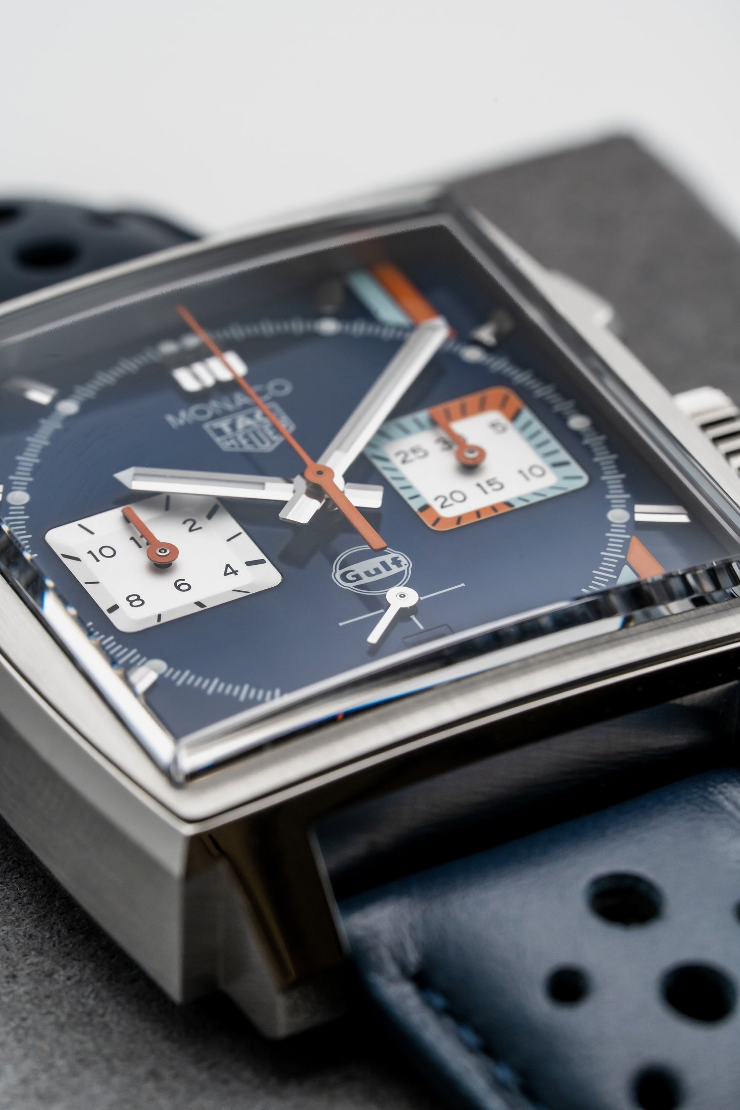 Tag Heuer Monaco Gulf Special Edition – Ref. CBL2115.FC6494