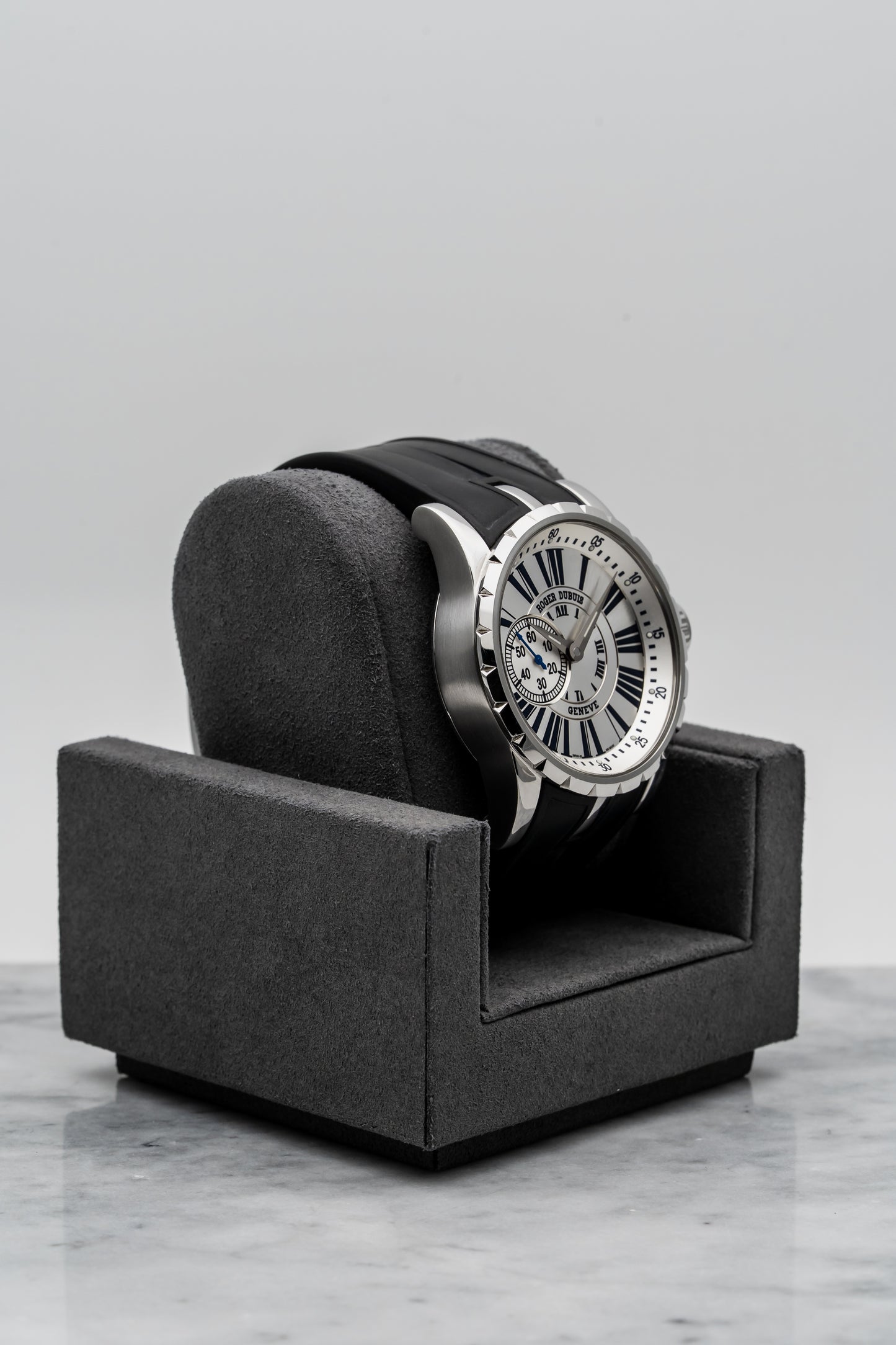 Roger Dubuis Excalibur 42 – Stainless Steel, Silver Dial