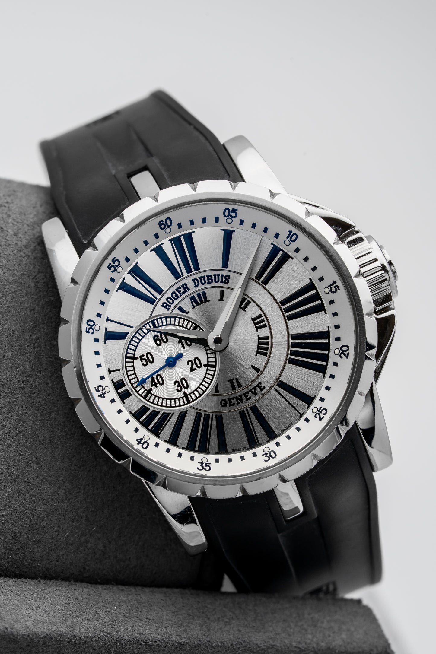 Roger Dubuis Excalibur 42 – Stainless Steel, Silver Dial