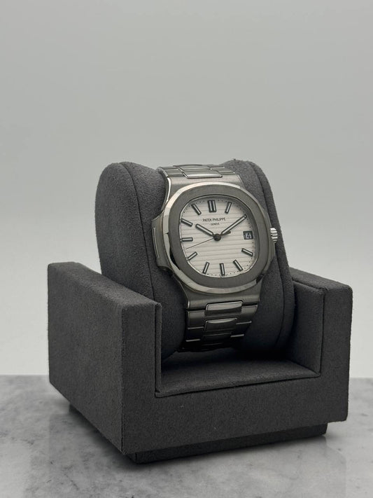 Patek Philippe Nautilus 5711/1A Piano Dial