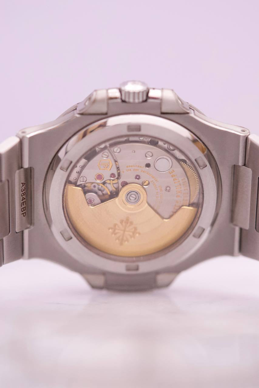 Patek Philippe Nautilus 5711/1A Piano Dial