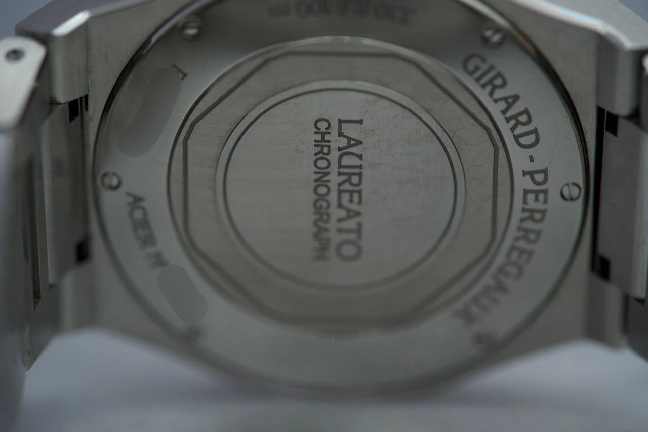 Girard Perregaux Laureato Chronograph 81020-11-431-11A