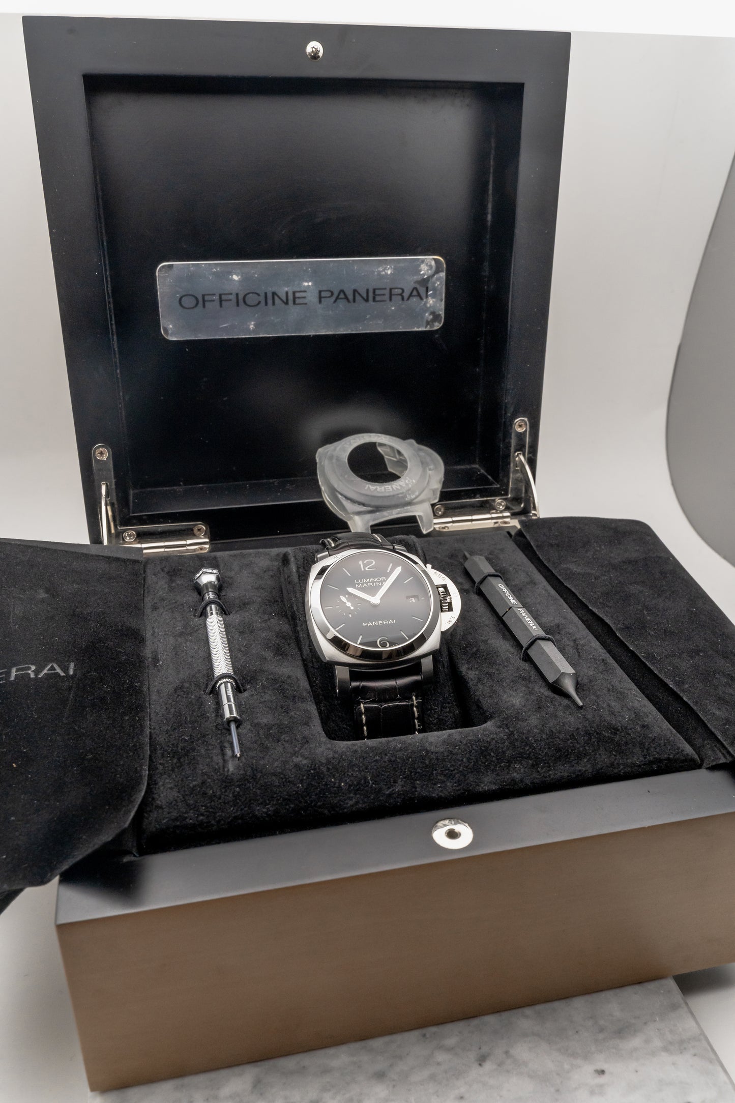 Panerai Luminor Marina PAM392, Black Dial