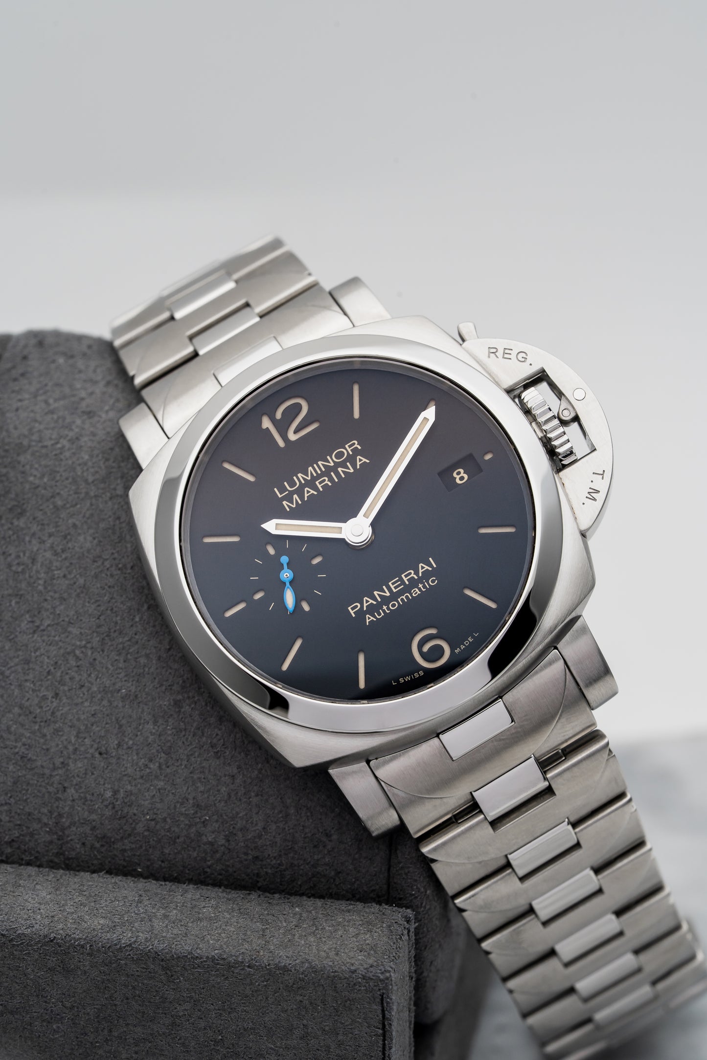 Panerai Luminor Marina PAM722 Stainless Steel, Black Dial